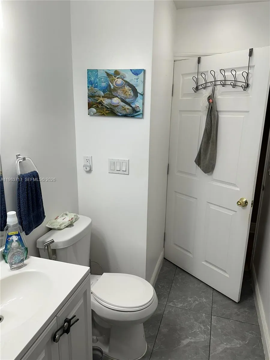700 Sw 28th Ter, Fort Lauderdale, Florida 33312, Fort Lauderdale, Florida 33312, 3 Bedrooms Bedrooms, ,2 BathroomsBathrooms,Residential,For Sale,700 Sw 28th Ter, Fort Lauderdale, Florida 33312,A11983711