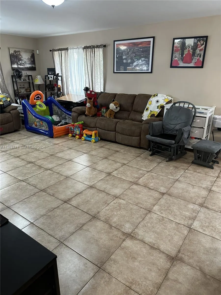 700 Sw 28th Ter, Fort Lauderdale, Florida 33312, Fort Lauderdale, Florida 33312, 3 Bedrooms Bedrooms, ,2 BathroomsBathrooms,Residential,For Sale,700 Sw 28th Ter, Fort Lauderdale, Florida 33312,A11983711