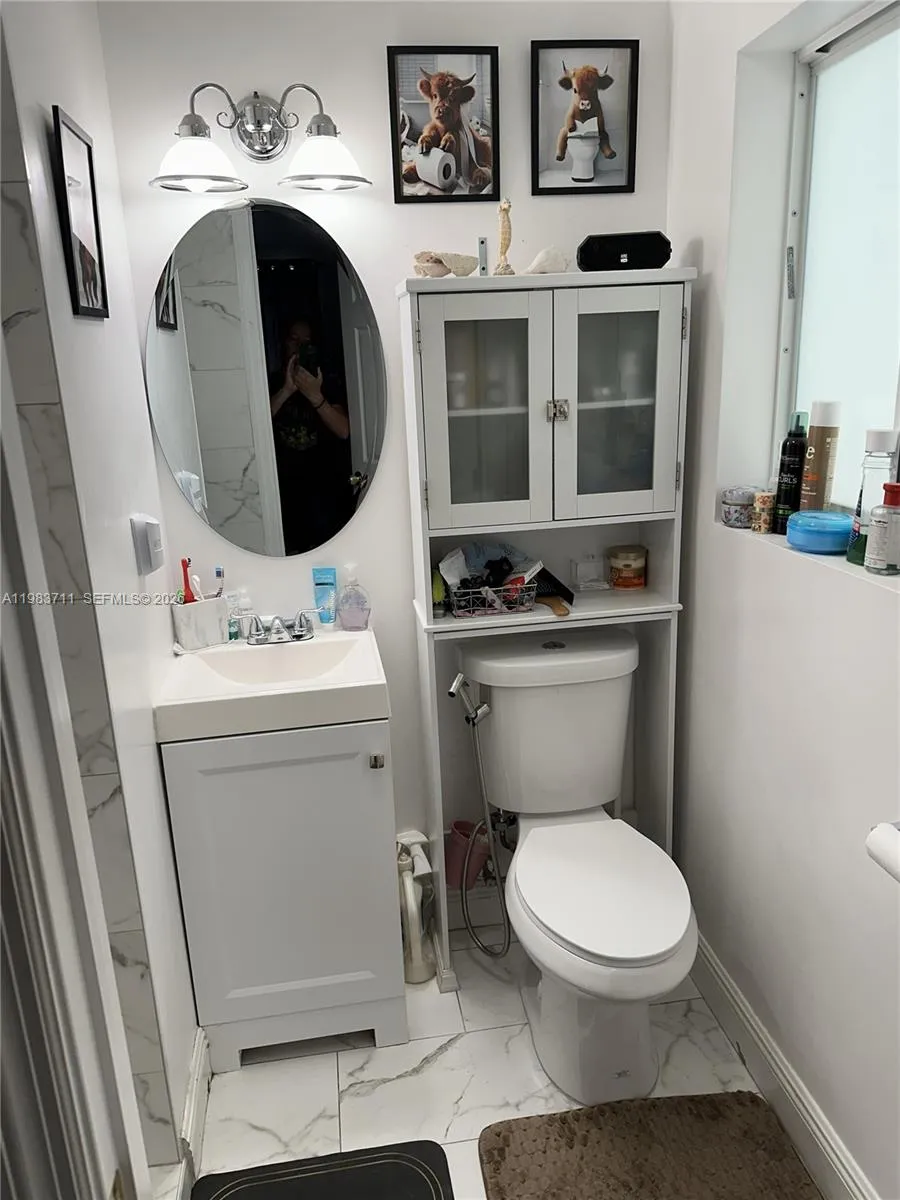 700 Sw 28th Ter, Fort Lauderdale, Florida 33312, Fort Lauderdale, Florida 33312, 3 Bedrooms Bedrooms, ,2 BathroomsBathrooms,Residential,For Sale,700 Sw 28th Ter, Fort Lauderdale, Florida 33312,A11983711