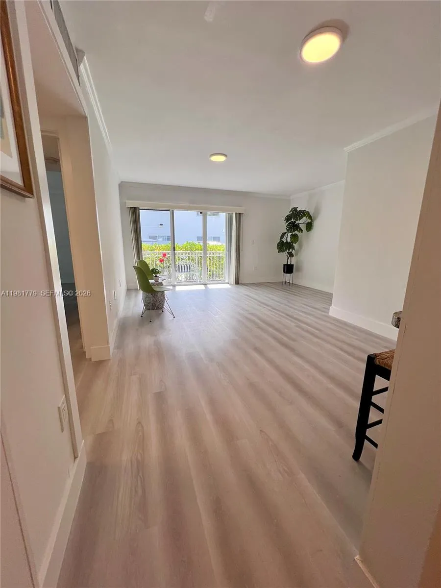 290 Sunrise Dr 1-h, Key Biscayne, Florida 33149, Key Biscayne, Florida 33149, 2 Bedrooms Bedrooms, ,2 BathroomsBathrooms,Residential Lease,For Rent,290 Sunrise Dr 1-h, Key Biscayne, Florida 33149,A11981779 290 Sunrise Dr 1-h, Key Biscayne, Florida 33149, Key Biscayne, Florida 33149, 2 Bedrooms Bedrooms, ,2 BathroomsBathrooms,Residential Lease,For Rent,290 Sunrise Dr 1-h, Key Biscayne, Florida 33149,A11981779