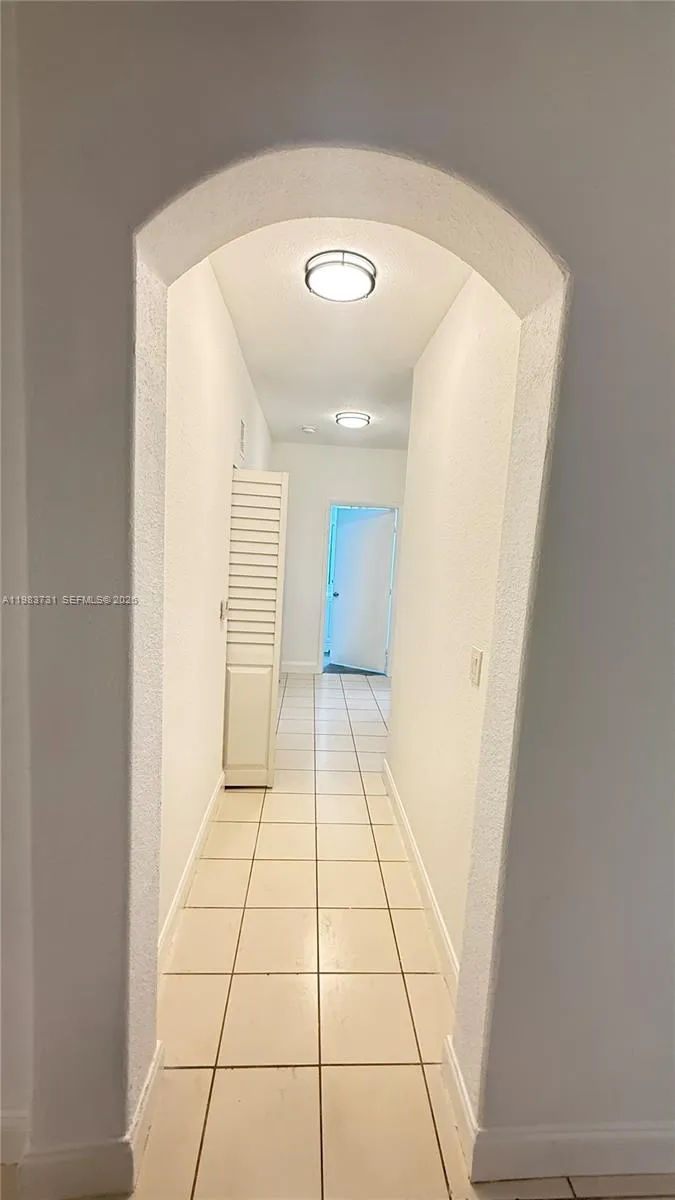 1663 Se 27th Dr 102, Homestead, Florida 33035, Homestead, Florida 33035, 3 Bedrooms Bedrooms, ,2 BathroomsBathrooms,Residential Lease,For Rent,1663 Se 27th Dr 102, Homestead, Florida 33035,A11983731