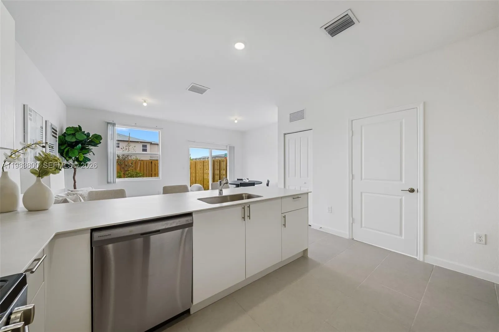 33762 Sw 194th Pl Na, Florida City, Florida 33034, Florida City, Florida 33034, 4 Bedrooms Bedrooms, ,2 BathroomsBathrooms,Residential Lease,For Rent,33762 Sw 194th Pl Na, Florida City, Florida 33034,A11983800