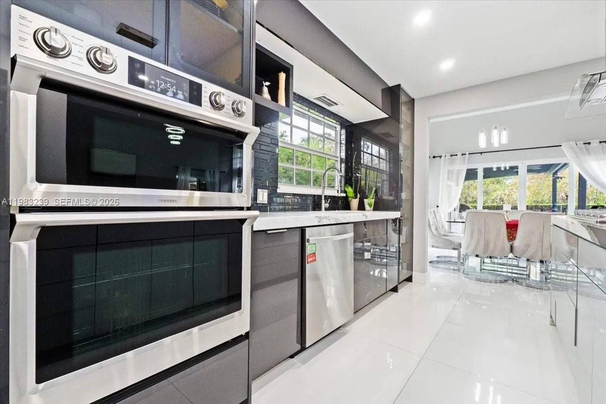 6313 Nw 75th Way, Parkland, Florida 33067, Parkland, Florida 33067, 5 Bedrooms Bedrooms, ,3 BathroomsBathrooms,Residential,For Sale,6313 Nw 75th Way, Parkland, Florida 33067,A11983239