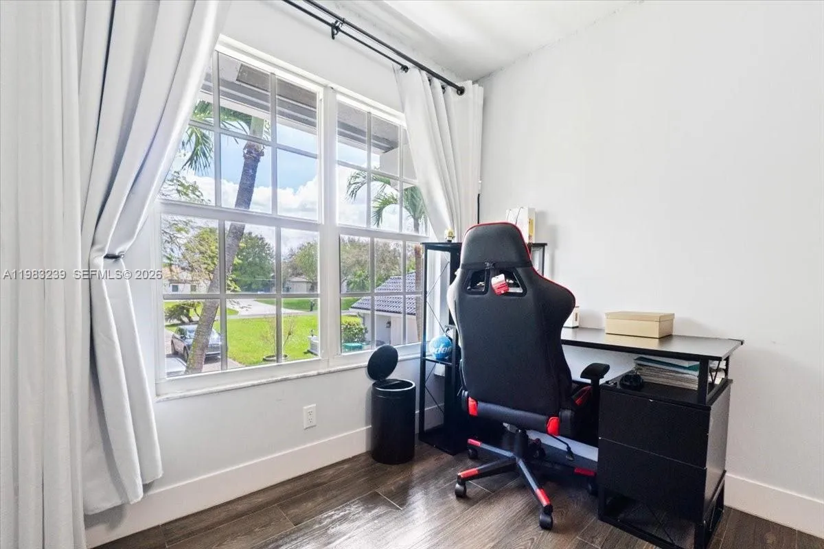 6313 Nw 75th Way, Parkland, Florida 33067, Parkland, Florida 33067, 5 Bedrooms Bedrooms, ,3 BathroomsBathrooms,Residential,For Sale,6313 Nw 75th Way, Parkland, Florida 33067,A11983239