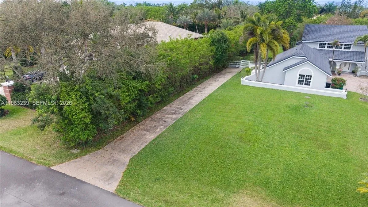 6313 Nw 75th Way, Parkland, Florida 33067, Parkland, Florida 33067, 5 Bedrooms Bedrooms, ,3 BathroomsBathrooms,Residential,For Sale,6313 Nw 75th Way, Parkland, Florida 33067,A11983239