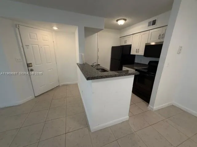 2826 S University Dr 3102, Davie, Florida 33328, Davie, Florida 33328, 1 Bedroom Bedrooms, ,1 BathroomBathrooms,Residential Lease,For Rent,2826 S University Dr 3102, Davie, Florida 33328,A11969087