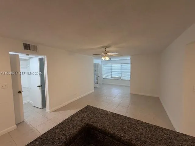 2826 S University Dr 3102, Davie, Florida 33328, Davie, Florida 33328, 1 Bedroom Bedrooms, ,1 BathroomBathrooms,Residential Lease,For Rent,2826 S University Dr 3102, Davie, Florida 33328,A11969087