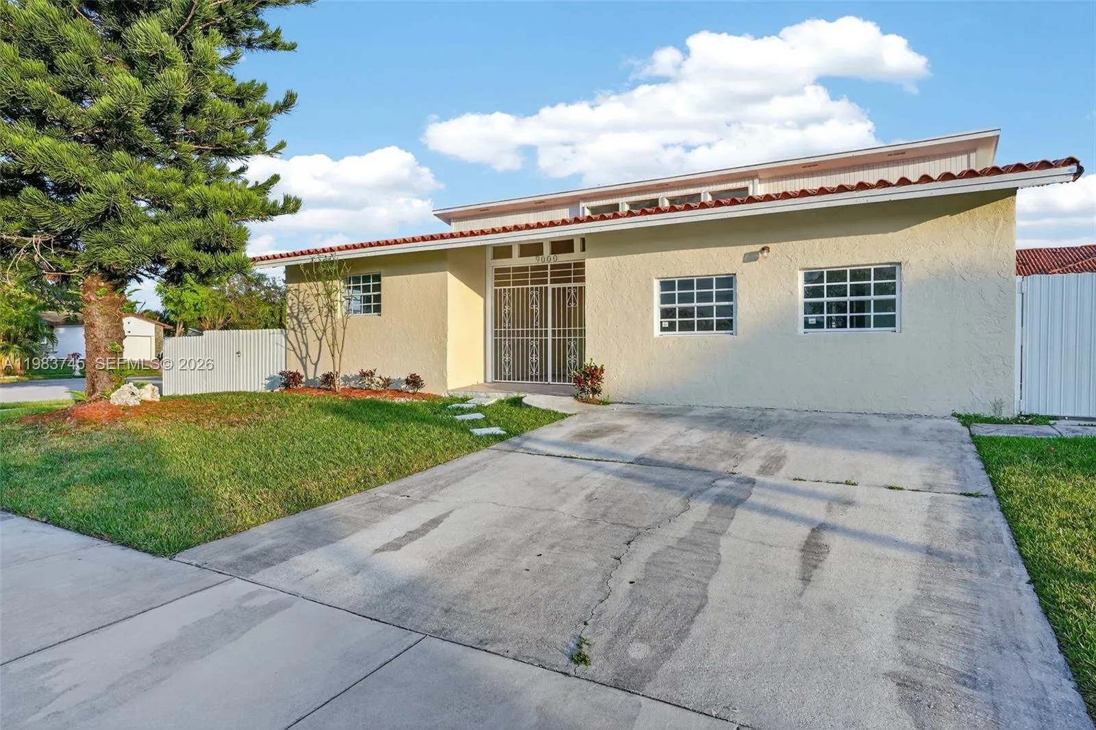9000 Sw 202nd Ter, Cutler Bay, Florida 33189, Cutler Bay, Florida 33189, 4 Bedrooms Bedrooms, ,3 BathroomsBathrooms,Residential,For Sale,9000 Sw 202nd Ter, Cutler Bay, Florida 33189,A11983745