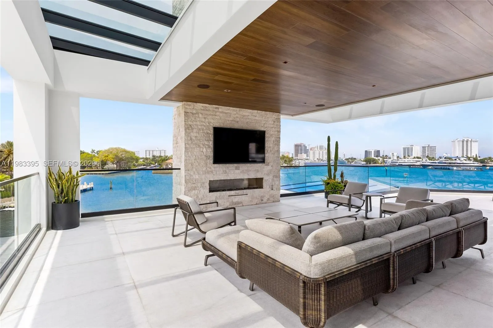 84 Isla Bahia Dr, Fort Lauderdale, Florida 33316, Fort Lauderdale, Florida 33316, 6 Bedrooms Bedrooms, ,8 BathroomsBathrooms,Residential,For Sale,84 Isla Bahia Dr, Fort Lauderdale, Florida 33316,A11983395