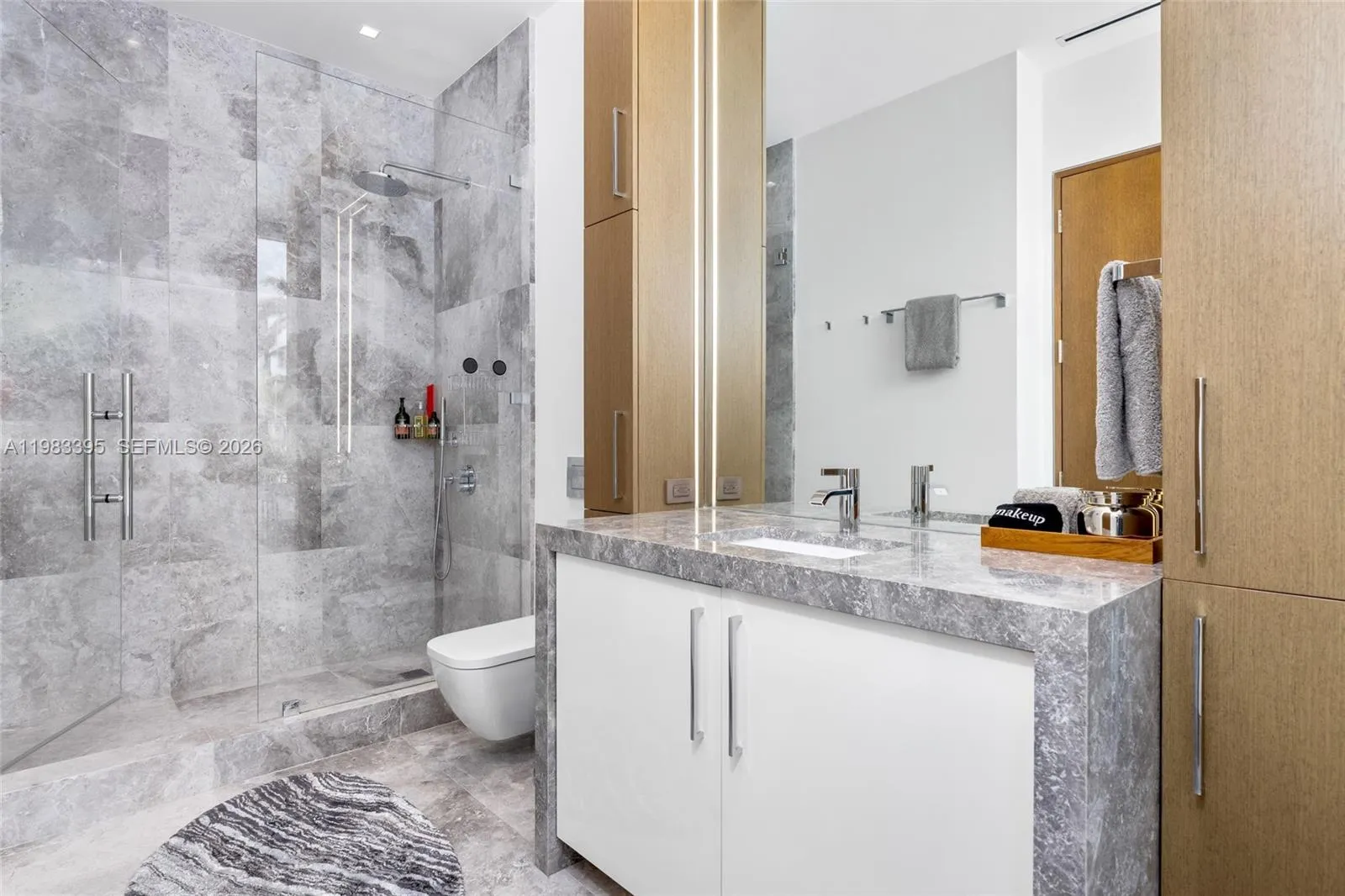 84 Isla Bahia Dr, Fort Lauderdale, Florida 33316, Fort Lauderdale, Florida 33316, 6 Bedrooms Bedrooms, ,8 BathroomsBathrooms,Residential,For Sale,84 Isla Bahia Dr, Fort Lauderdale, Florida 33316,A11983395