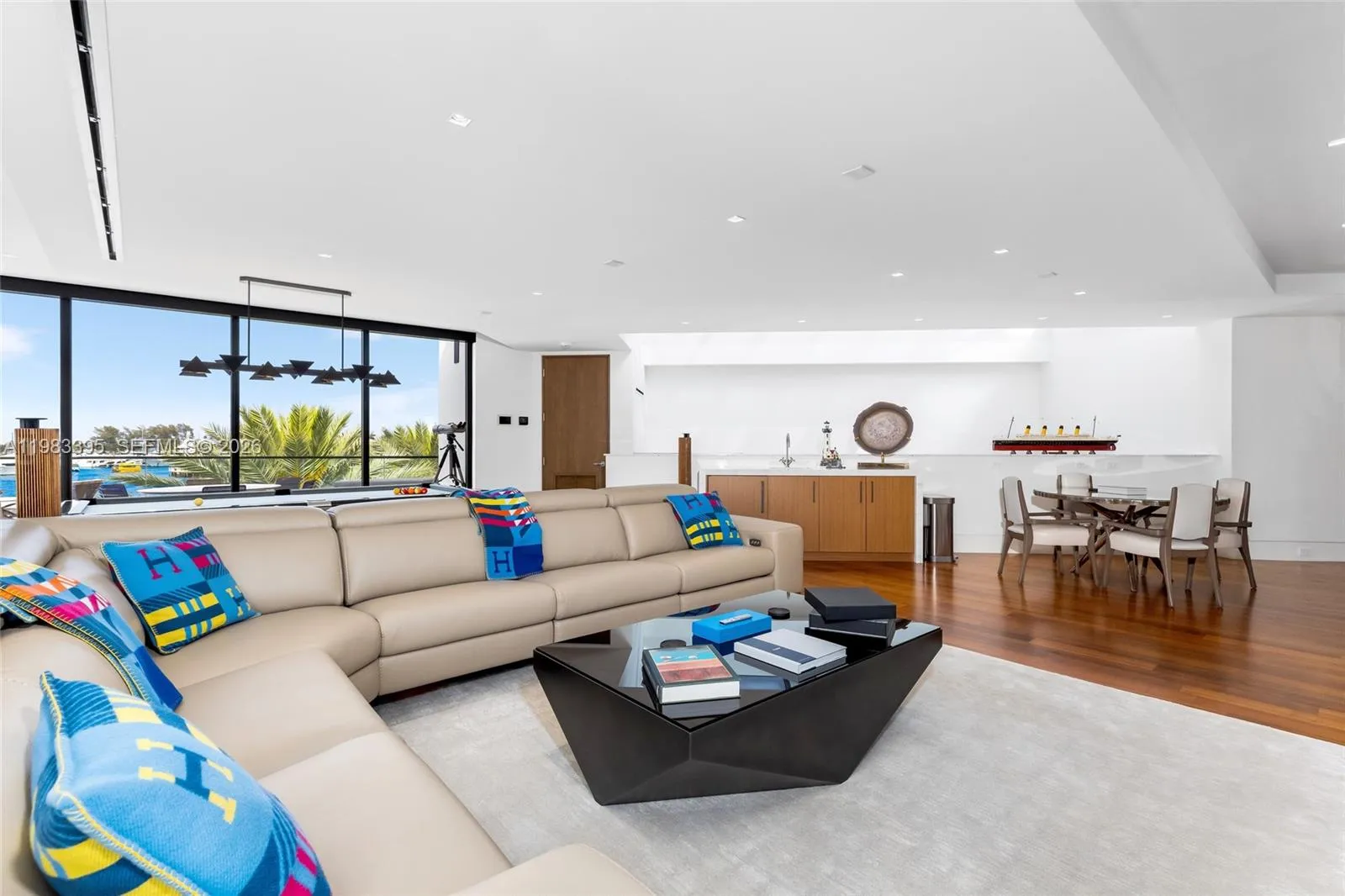 84 Isla Bahia Dr, Fort Lauderdale, Florida 33316, Fort Lauderdale, Florida 33316, 6 Bedrooms Bedrooms, ,8 BathroomsBathrooms,Residential,For Sale,84 Isla Bahia Dr, Fort Lauderdale, Florida 33316,A11983395