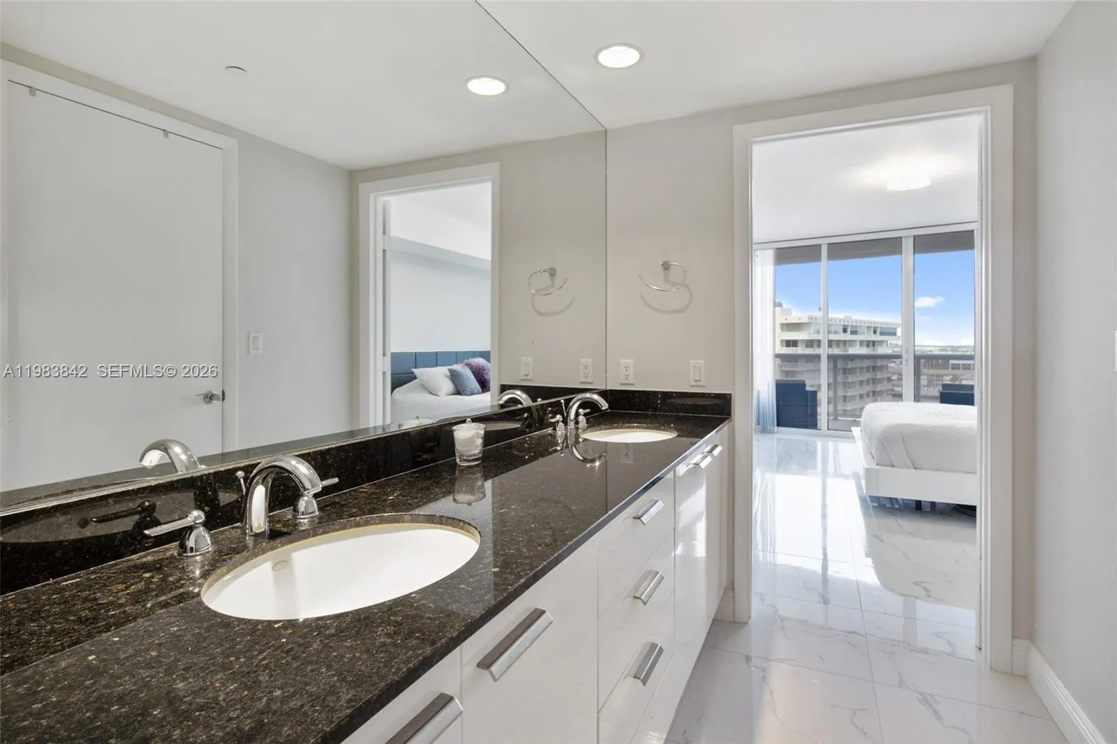 1800 S Ocean Dr 909, Hallandale Beach, Florida 330, Hallandale Beach, Florida 33009, 2 Bedrooms Bedrooms, ,1 BathroomBathrooms,Residential Lease,For Rent,1800 S Ocean Dr 909, Hallandale Beach, Florida 330,A11983842