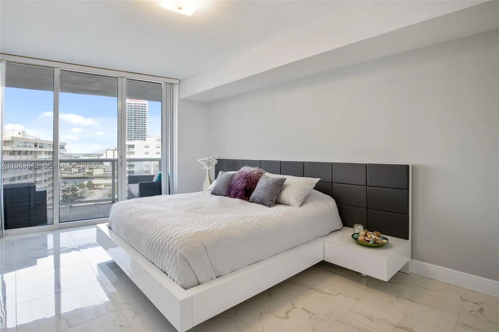 1800 S Ocean Dr 909, Hallandale Beach, Florida 330, Hallandale Beach, Florida 33009, 2 Bedrooms Bedrooms, ,1 BathroomBathrooms,Residential Lease,For Rent,1800 S Ocean Dr 909, Hallandale Beach, Florida 330,A11983842