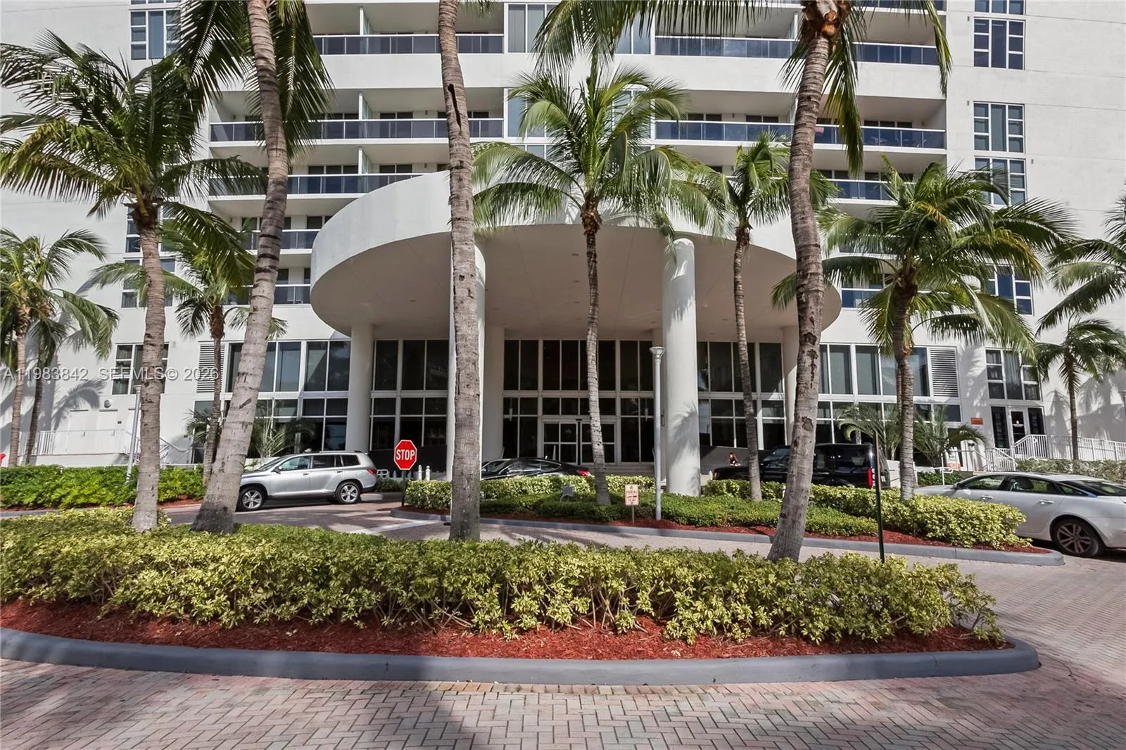 1800 S Ocean Dr 909, Hallandale Beach, Florida 330, Hallandale Beach, Florida 33009, 2 Bedrooms Bedrooms, ,1 BathroomBathrooms,Residential Lease,For Rent,1800 S Ocean Dr 909, Hallandale Beach, Florida 330,A11983842