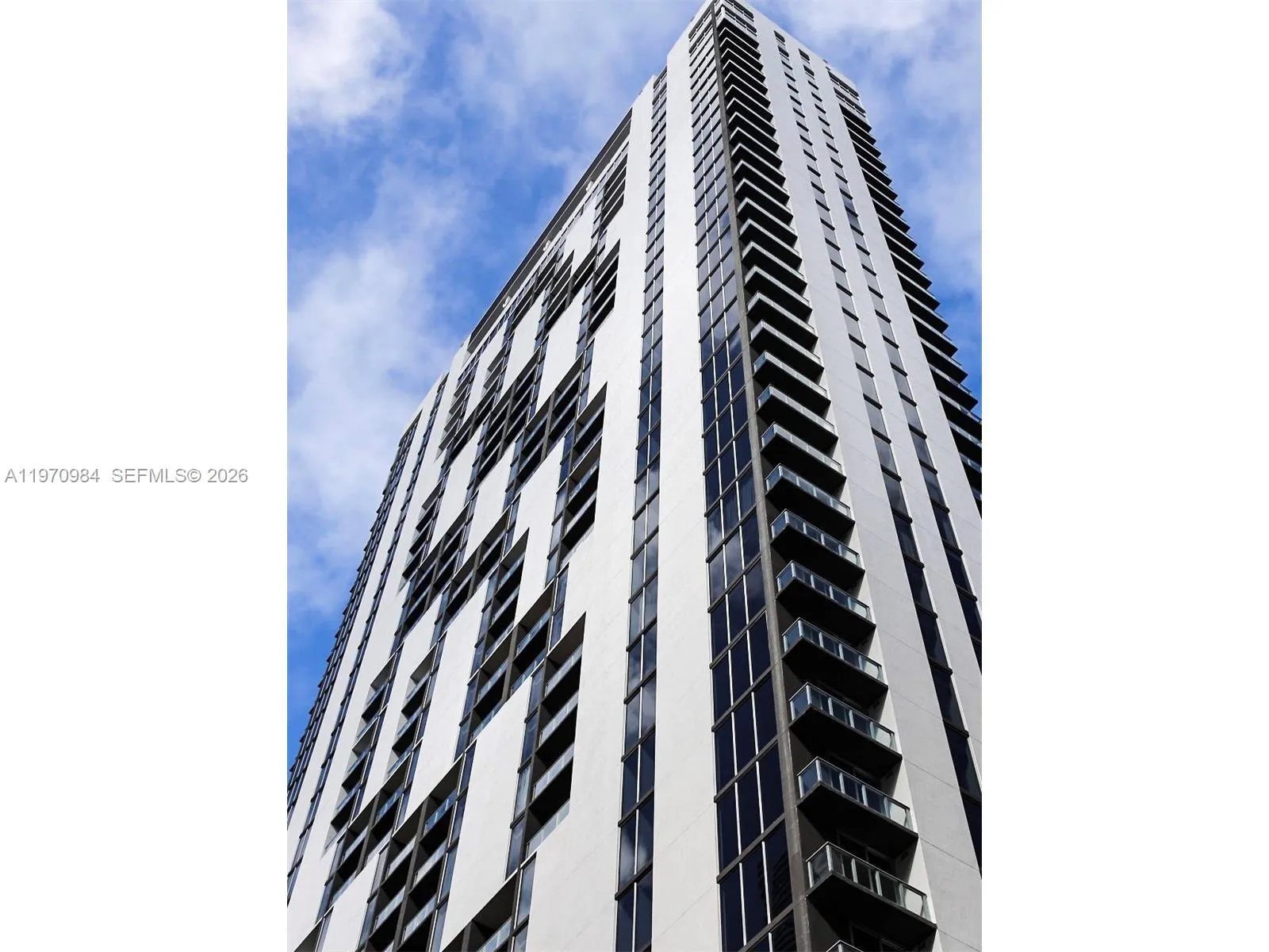 151 Se 1st St 1109, Miami, Florida 33131, Miami, Florida 33131, 1 Bedroom Bedrooms, ,1 BathroomBathrooms,Residential Lease,For Rent,151 Se 1st St 1109, Miami, Florida 33131,A11970984