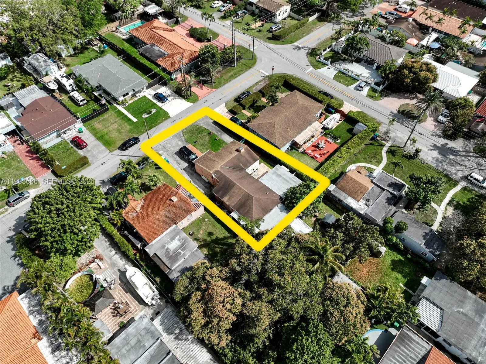 2122 Sw 58th Ave, Miami, Florida 33155, Miami, Florida 33155, 4 Bedrooms Bedrooms, ,3 BathroomsBathrooms,Residential,For Sale,2122 Sw 58th Ave, Miami, Florida 33155,A11983606