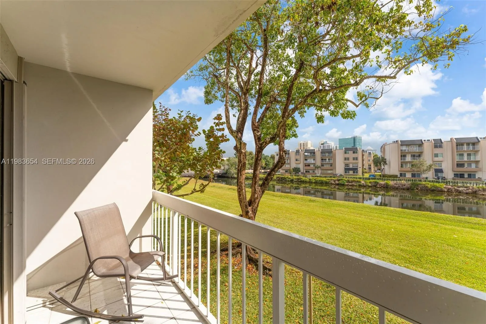 7722 Camino Real E-218, Miami, Florida 33143, Miami, Florida 33143, 2 Bedrooms Bedrooms, ,1 BathroomBathrooms,Residential,For Sale,7722 Camino Real E-218, Miami, Florida 33143,A11983654