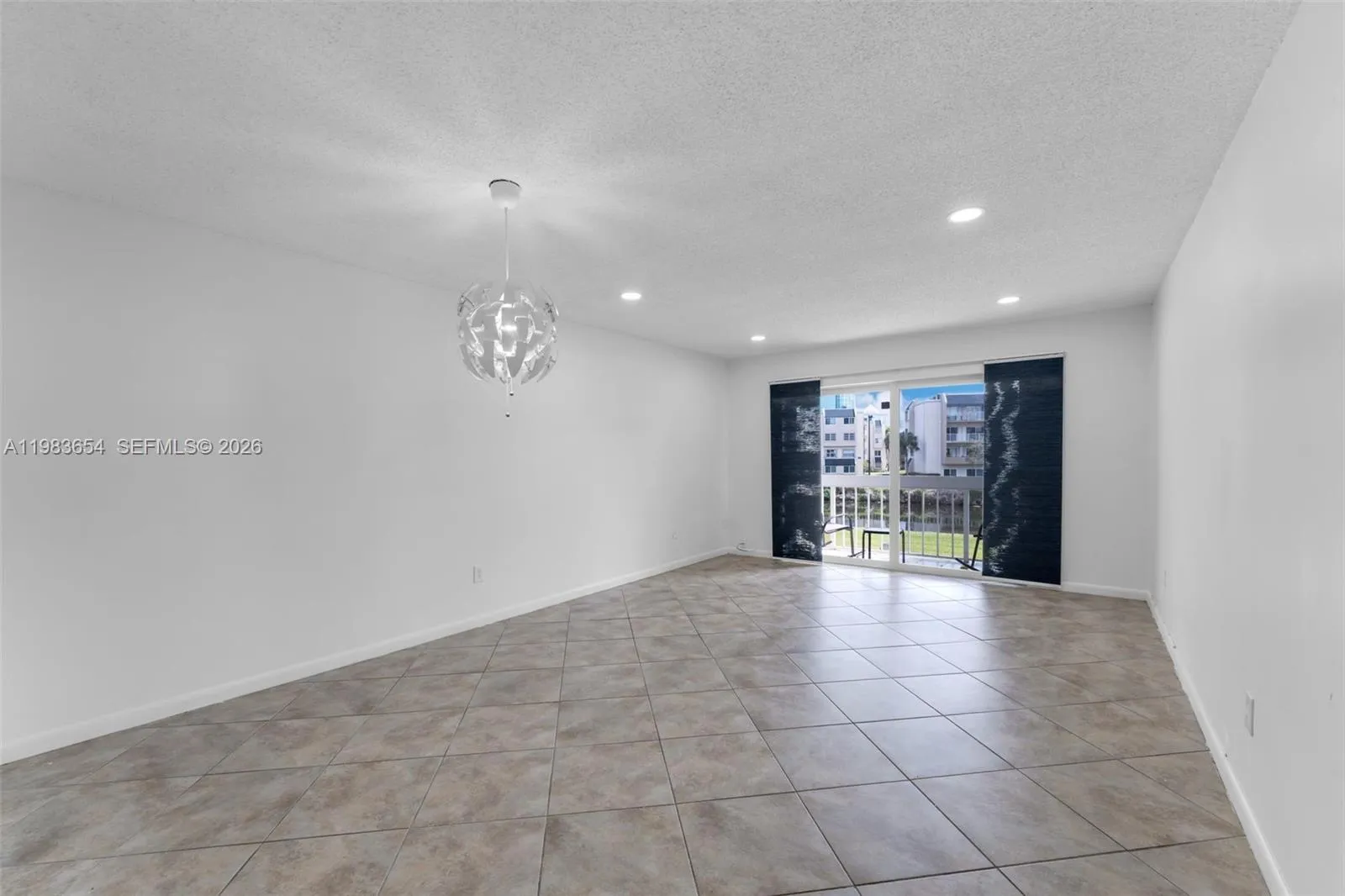 7722 Camino Real E-218, Miami, Florida 33143, Miami, Florida 33143, 2 Bedrooms Bedrooms, ,1 BathroomBathrooms,Residential,For Sale,7722 Camino Real E-218, Miami, Florida 33143,A11983654