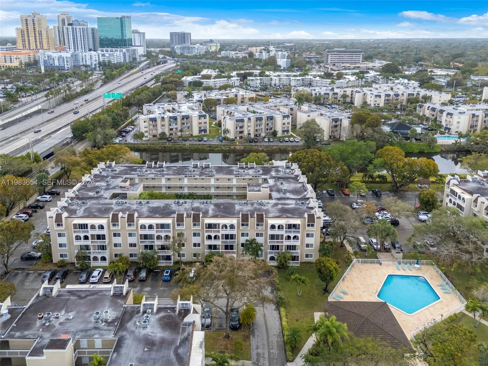 7722 Camino Real E-218, Miami, Florida 33143, Miami, Florida 33143, 2 Bedrooms Bedrooms, ,1 BathroomBathrooms,Residential,For Sale,7722 Camino Real E-218, Miami, Florida 33143,A11983654