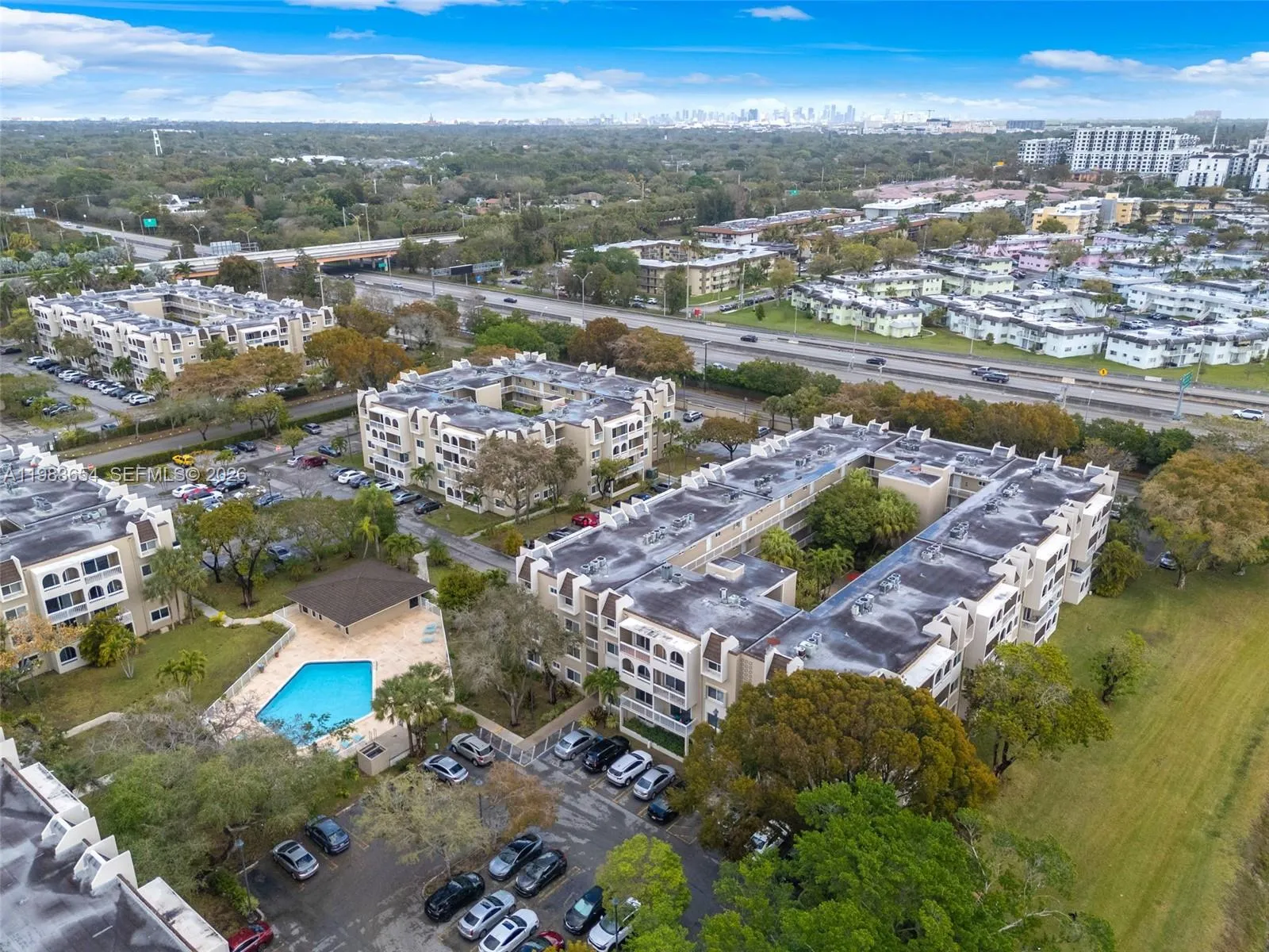 7722 Camino Real E-218, Miami, Florida 33143, Miami, Florida 33143, 2 Bedrooms Bedrooms, ,1 BathroomBathrooms,Residential,For Sale,7722 Camino Real E-218, Miami, Florida 33143,A11983654