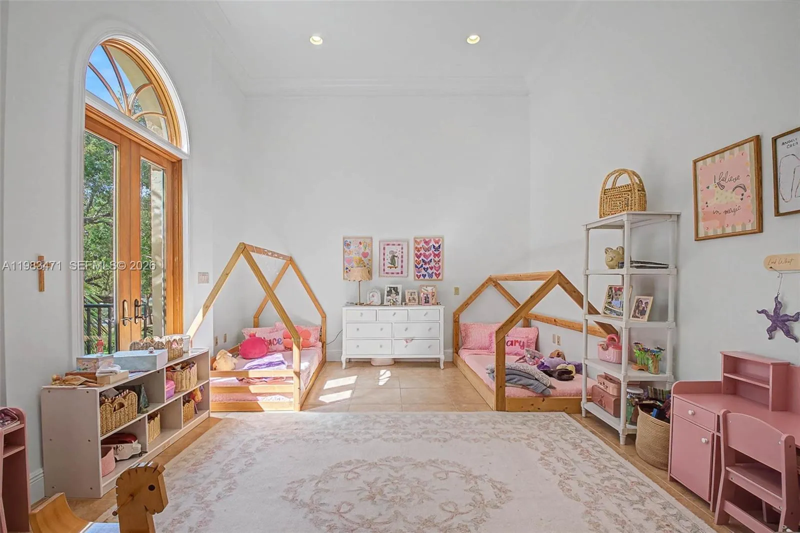 6075 Sw 85th Ave, Miami, Florida 33143, Miami, Florida 33143, 5 Bedrooms Bedrooms, ,4 BathroomsBathrooms,Residential,For Sale,6075 Sw 85th Ave, Miami, Florida 33143,A11983471