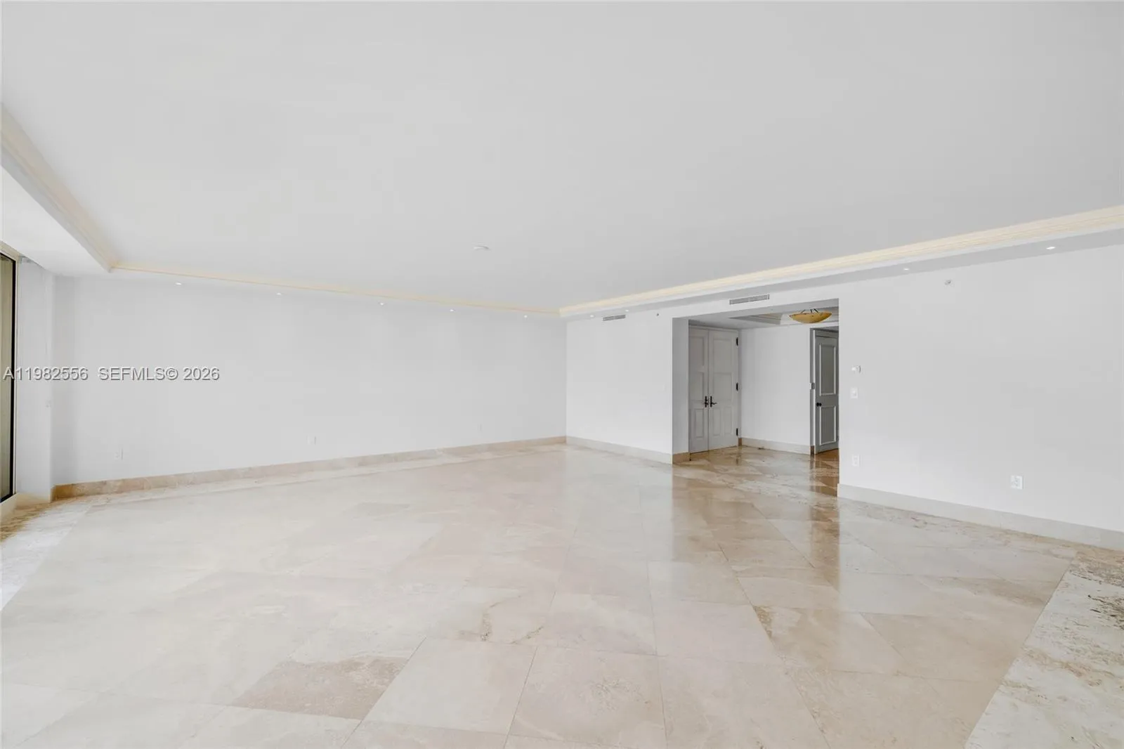 430 Grand Bay Dr 902, Key Biscayne, Florida 33149, Key Biscayne, Florida 33149, 3 Bedrooms Bedrooms, ,5 BathroomsBathrooms,Residential,For Sale,430 Grand Bay Dr 902, Key Biscayne, Florida 33149,A11982556