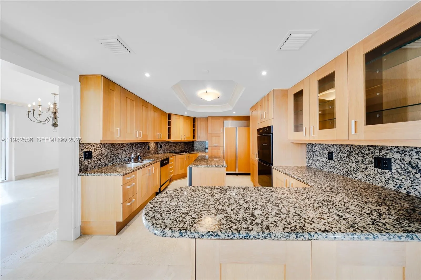 430 Grand Bay Dr 902, Key Biscayne, Florida 33149, Key Biscayne, Florida 33149, 3 Bedrooms Bedrooms, ,5 BathroomsBathrooms,Residential,For Sale,430 Grand Bay Dr 902, Key Biscayne, Florida 33149,A11982556