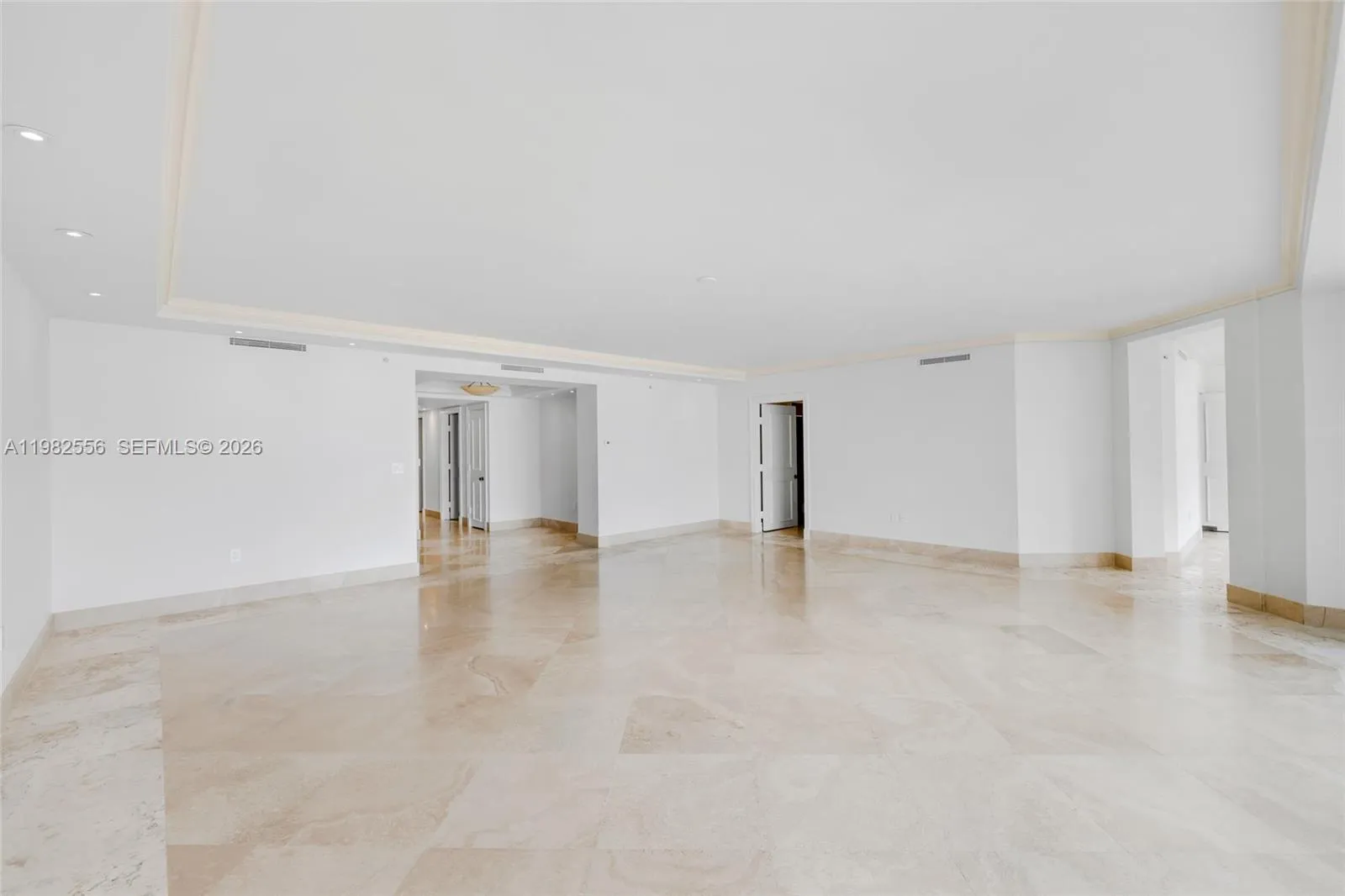 430 Grand Bay Dr 902, Key Biscayne, Florida 33149, Key Biscayne, Florida 33149, 3 Bedrooms Bedrooms, ,5 BathroomsBathrooms,Residential,For Sale,430 Grand Bay Dr 902, Key Biscayne, Florida 33149,A11982556