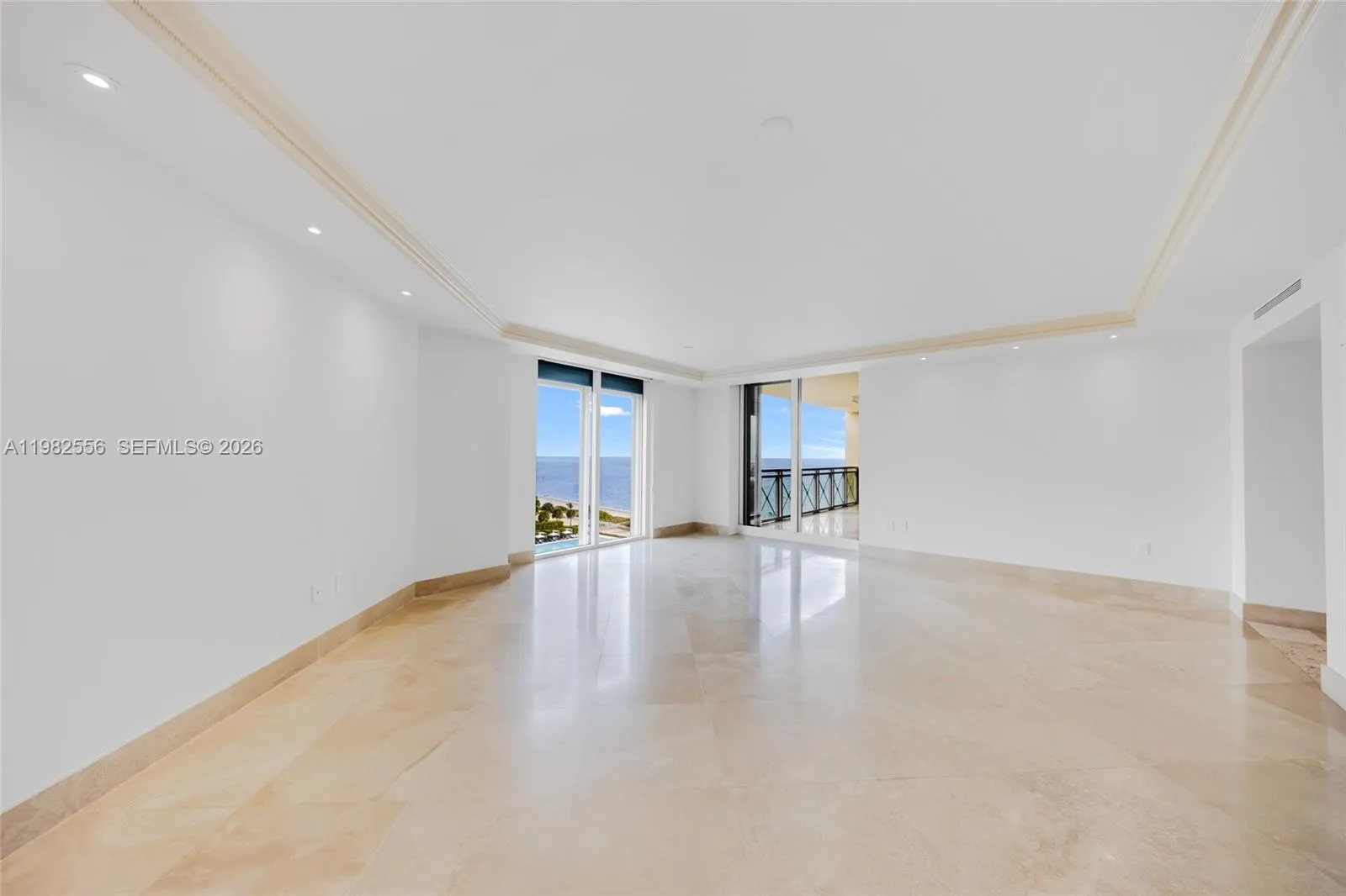 430 Grand Bay Dr 902, Key Biscayne, Florida 33149, Key Biscayne, Florida 33149, 3 Bedrooms Bedrooms, ,5 BathroomsBathrooms,Residential,For Sale,430 Grand Bay Dr 902, Key Biscayne, Florida 33149,A11982556