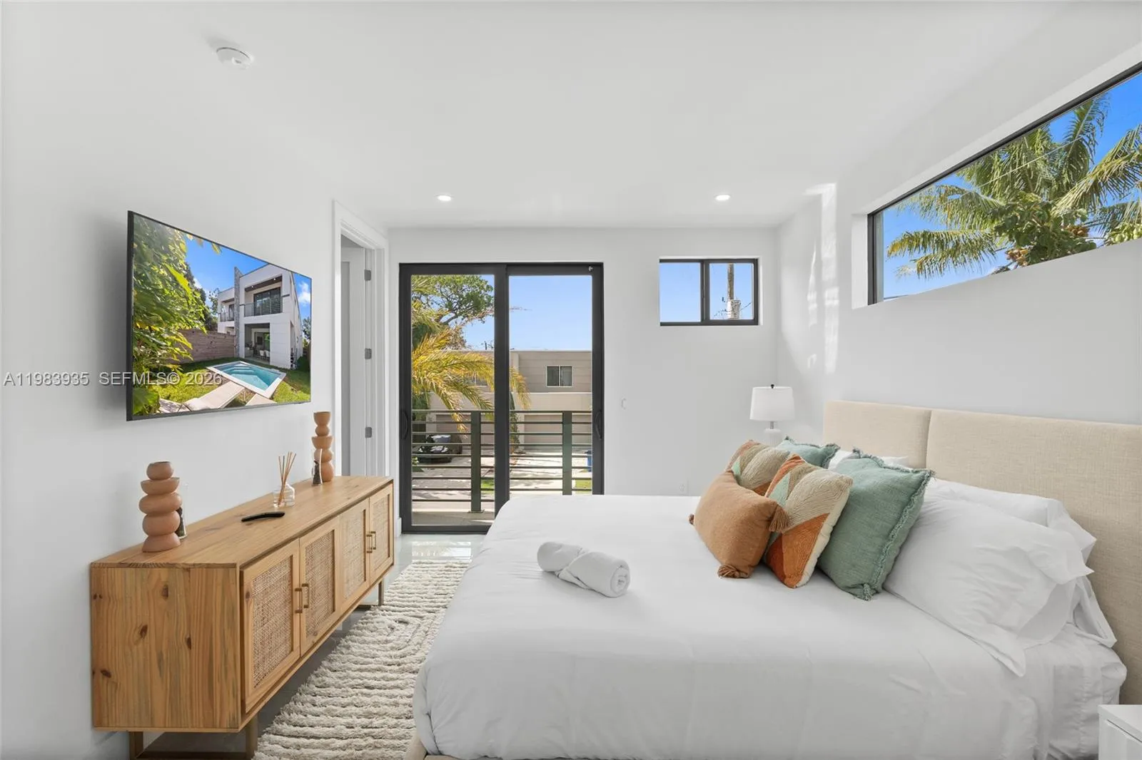 325 Sw 16th St B, Fort Lauderdale, Florida 33315, Fort Lauderdale, Florida 33315, 4 Bedrooms Bedrooms, ,4 BathroomsBathrooms,Residential,For Sale,325 Sw 16th St B, Fort Lauderdale, Florida 33315,A11983935