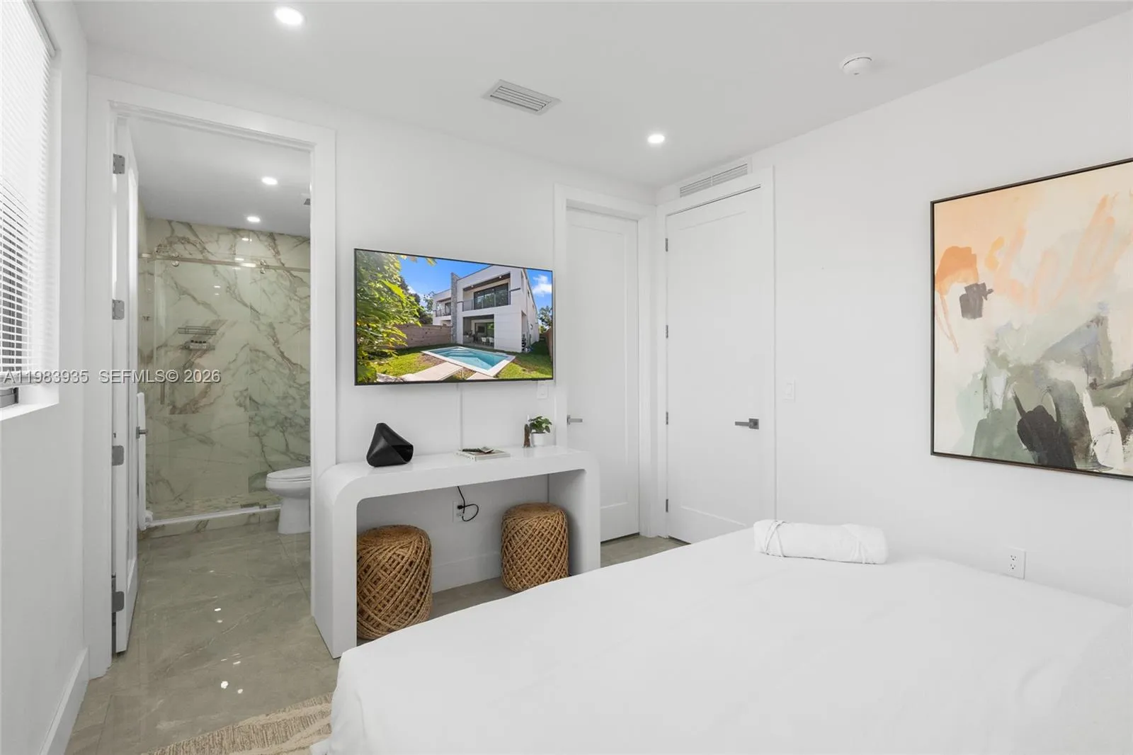 325 Sw 16th St B, Fort Lauderdale, Florida 33315, Fort Lauderdale, Florida 33315, 4 Bedrooms Bedrooms, ,4 BathroomsBathrooms,Residential,For Sale,325 Sw 16th St B, Fort Lauderdale, Florida 33315,A11983935