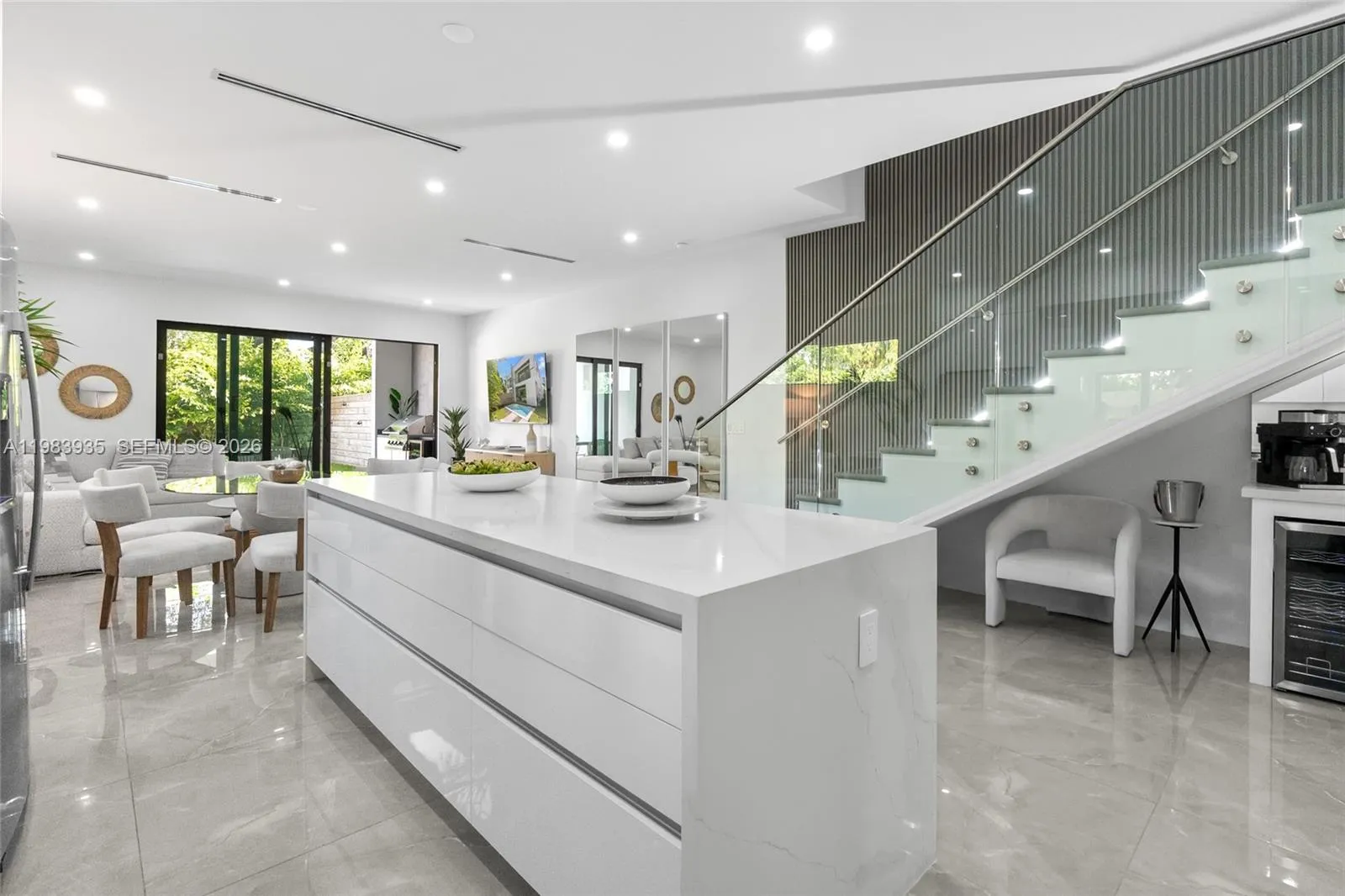 325 Sw 16th St B, Fort Lauderdale, Florida 33315, Fort Lauderdale, Florida 33315, 4 Bedrooms Bedrooms, ,4 BathroomsBathrooms,Residential,For Sale,325 Sw 16th St B, Fort Lauderdale, Florida 33315,A11983935