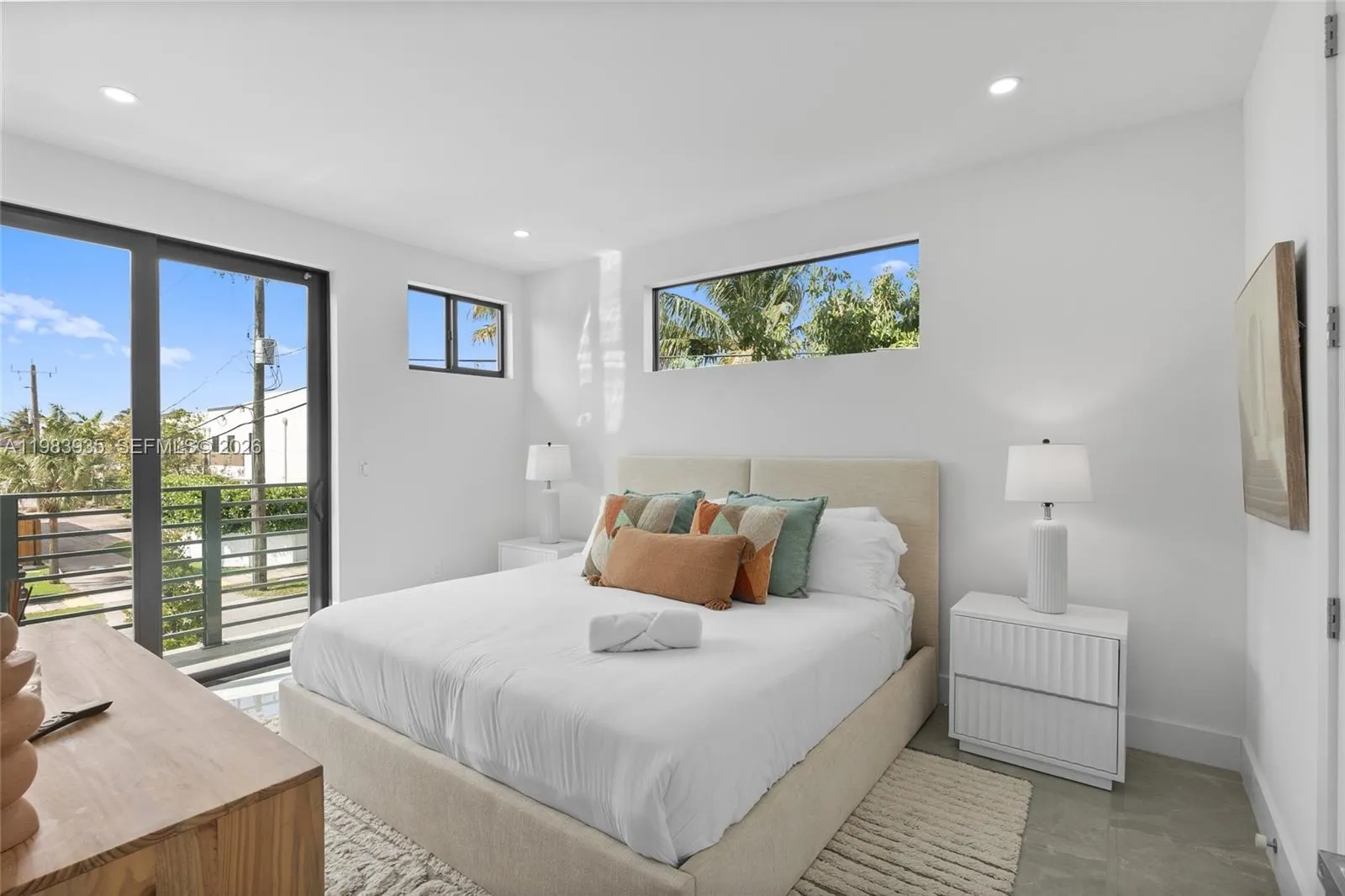 325 Sw 16th St B, Fort Lauderdale, Florida 33315, Fort Lauderdale, Florida 33315, 4 Bedrooms Bedrooms, ,4 BathroomsBathrooms,Residential,For Sale,325 Sw 16th St B, Fort Lauderdale, Florida 33315,A11983935