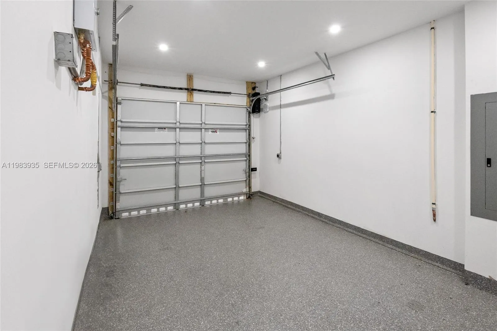 325 Sw 16th St B, Fort Lauderdale, Florida 33315, Fort Lauderdale, Florida 33315, 4 Bedrooms Bedrooms, ,4 BathroomsBathrooms,Residential,For Sale,325 Sw 16th St B, Fort Lauderdale, Florida 33315,A11983935