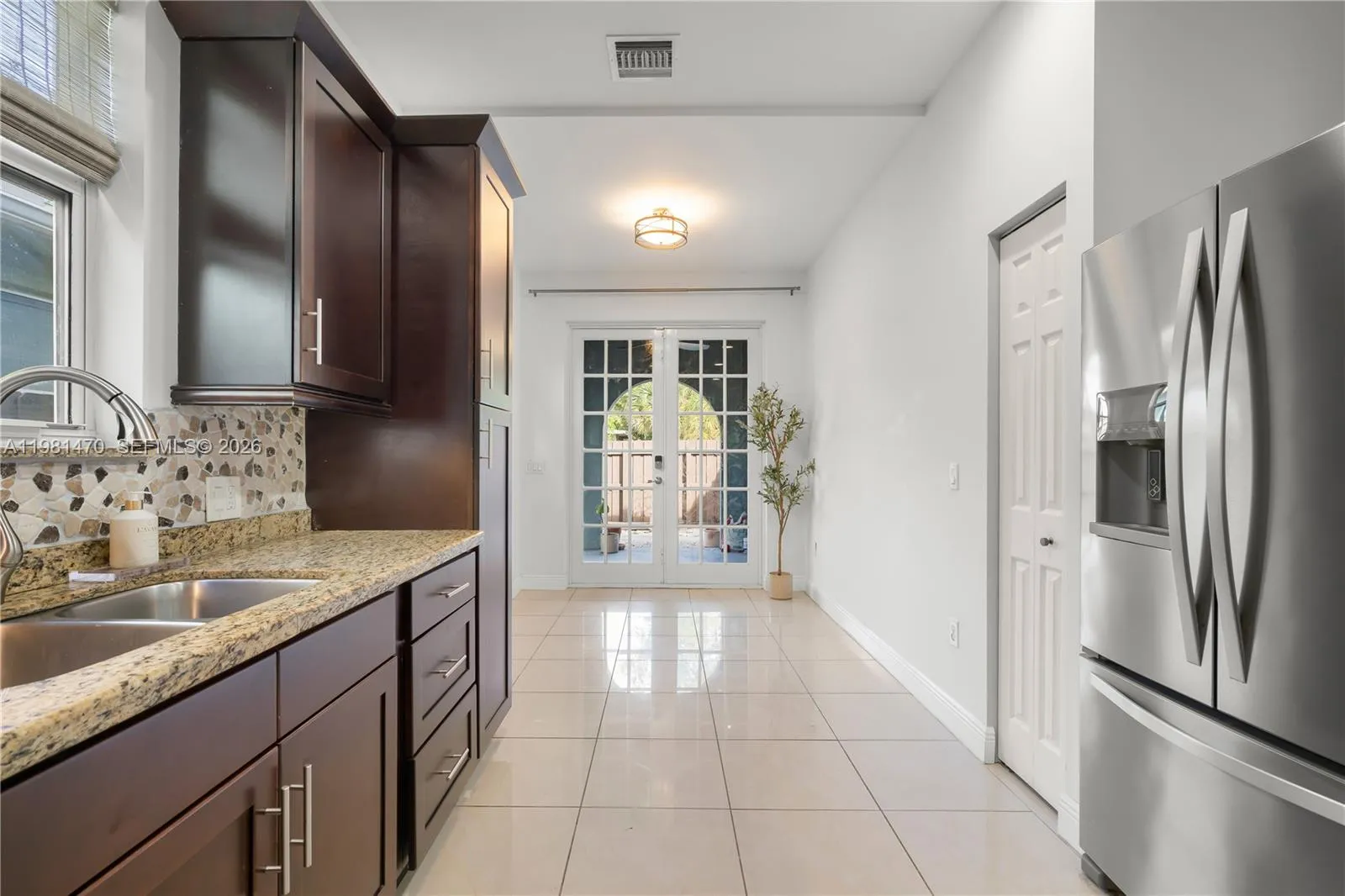 1139 Ne 3rd Ave, Fort Lauderdale, Florida 33304, Fort Lauderdale, Florida 33304, 3 Bedrooms Bedrooms, ,2 BathroomsBathrooms,Residential Lease,For Rent,1139 Ne 3rd Ave, Fort Lauderdale, Florida 33304,A11981470