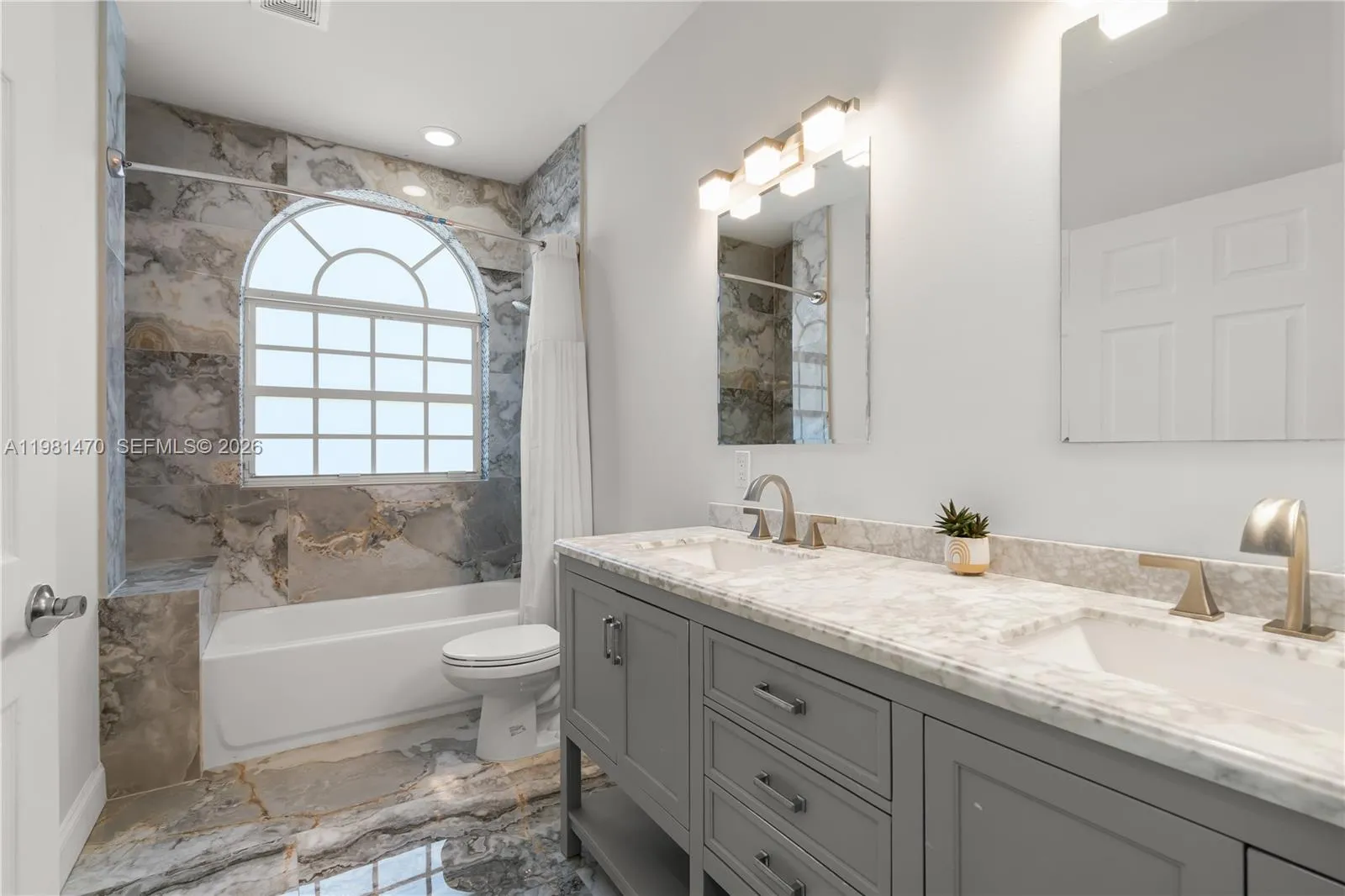 1139 Ne 3rd Ave, Fort Lauderdale, Florida 33304, Fort Lauderdale, Florida 33304, 3 Bedrooms Bedrooms, ,2 BathroomsBathrooms,Residential Lease,For Rent,1139 Ne 3rd Ave, Fort Lauderdale, Florida 33304,A11981470