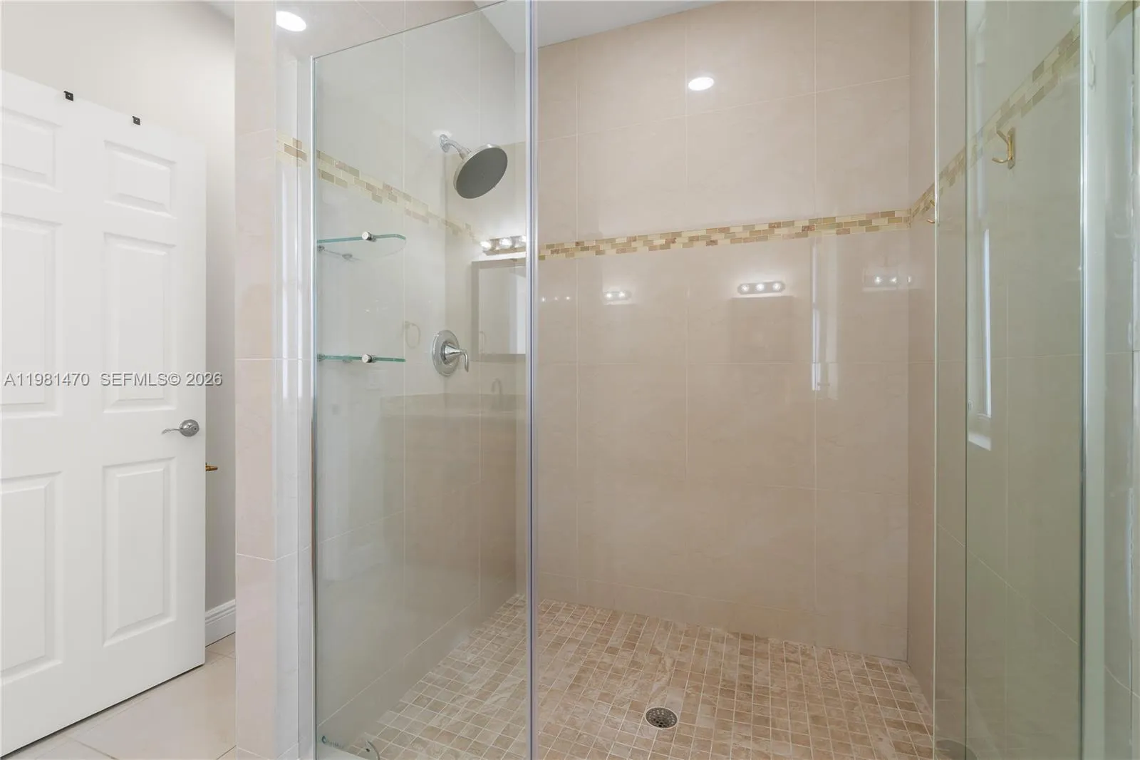 1139 Ne 3rd Ave, Fort Lauderdale, Florida 33304, Fort Lauderdale, Florida 33304, 3 Bedrooms Bedrooms, ,2 BathroomsBathrooms,Residential Lease,For Rent,1139 Ne 3rd Ave, Fort Lauderdale, Florida 33304,A11981470