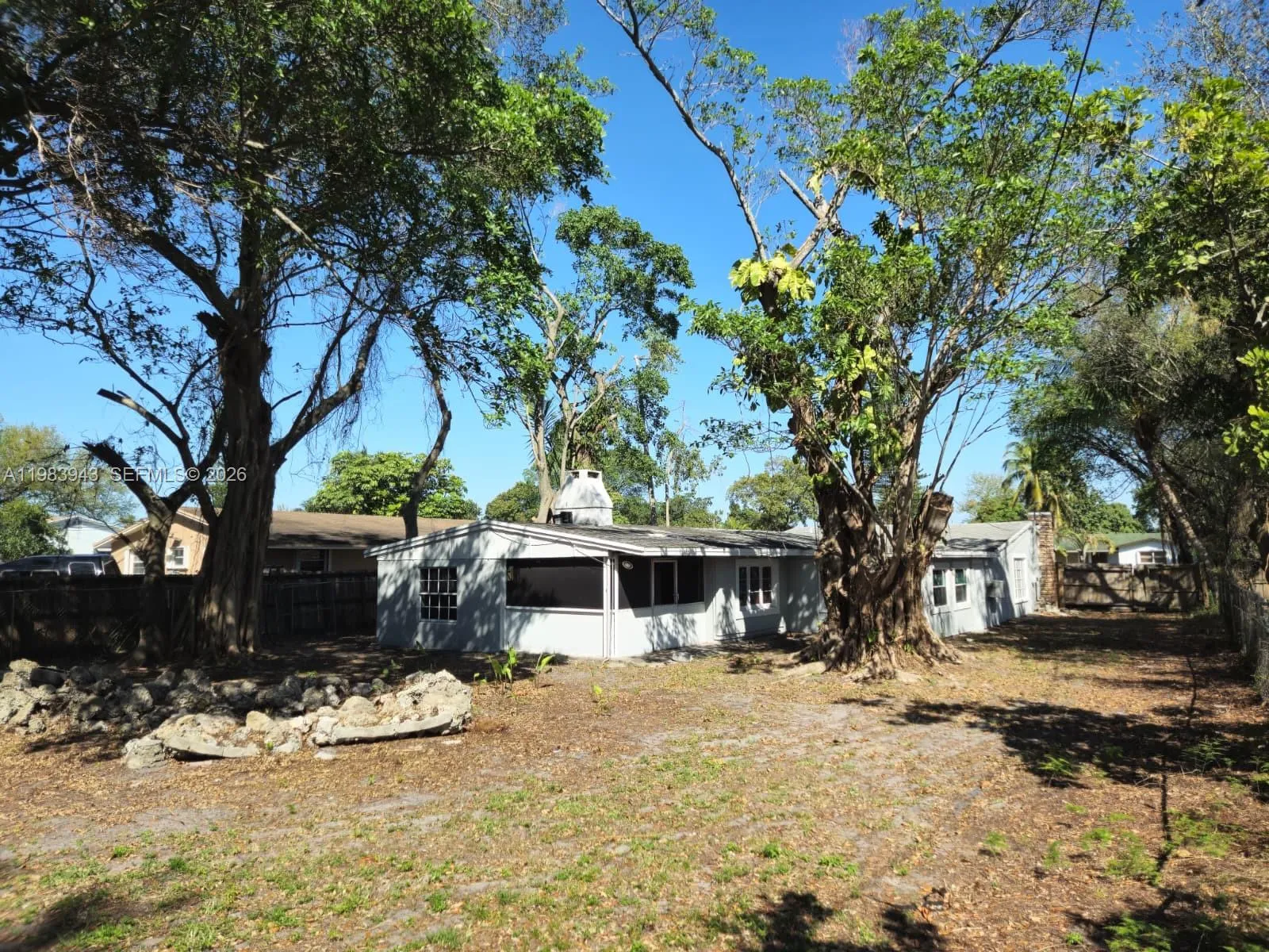 6208 Sw 26th St, Miramar, Florida 33023, Miramar, Florida 33023, 4 Bedrooms Bedrooms, ,3 BathroomsBathrooms,Residential,For Sale,6208 Sw 26th St, Miramar, Florida 33023,A11983943