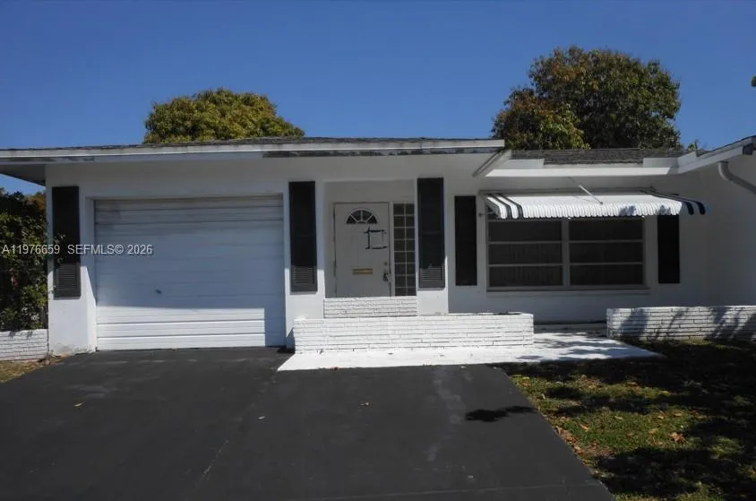 4955 Nw 55th St, Tamarac, Florida 33319, Tamarac, Florida 33319, 2 Bedrooms Bedrooms, ,2 BathroomsBathrooms,Residential,For Sale,4955 Nw 55th St, Tamarac, Florida 33319,A11976659