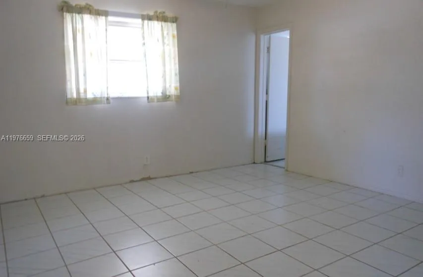 4955 Nw 55th St, Tamarac, Florida 33319, Tamarac, Florida 33319, 2 Bedrooms Bedrooms, ,2 BathroomsBathrooms,Residential,For Sale,4955 Nw 55th St, Tamarac, Florida 33319,A11976659