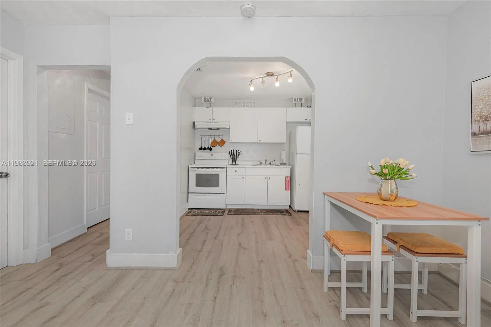 201 Columbus Pkwy, Hollywood, Florida 33021, Hollywood, Florida 33021, ,Residential Income,For Sale,201 Columbus Pkwy, Hollywood, Florida 33021,A11983921