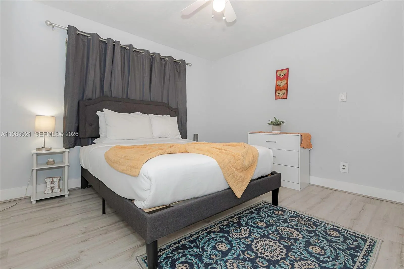 201 Columbus Pkwy, Hollywood, Florida 33021, Hollywood, Florida 33021, ,Residential Income,For Sale,201 Columbus Pkwy, Hollywood, Florida 33021,A11983921