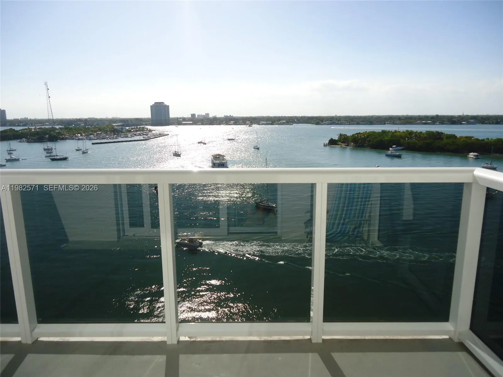 7928 West Dr Ph9, North Bay Village, Florida 33141, North Bay Village, Florida 33141, 1 Bedroom Bedrooms, ,1 BathroomBathrooms,Residential Lease,For Rent,7928 West Dr Ph9, North Bay Village, Florida 33141,A11982571