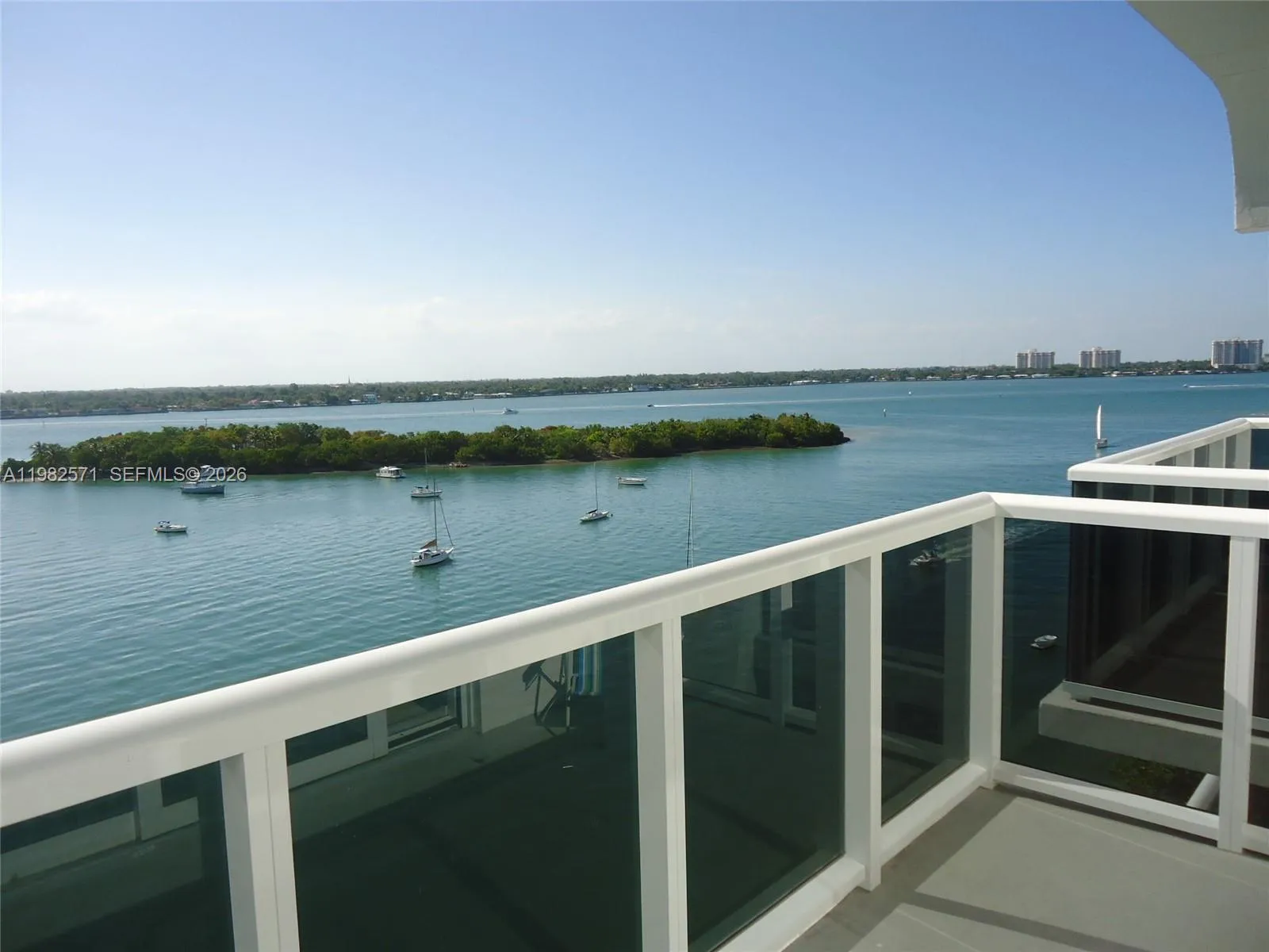 7928 West Dr Ph9, North Bay Village, Florida 33141, North Bay Village, Florida 33141, 1 Bedroom Bedrooms, ,1 BathroomBathrooms,Residential Lease,For Rent,7928 West Dr Ph9, North Bay Village, Florida 33141,A11982571