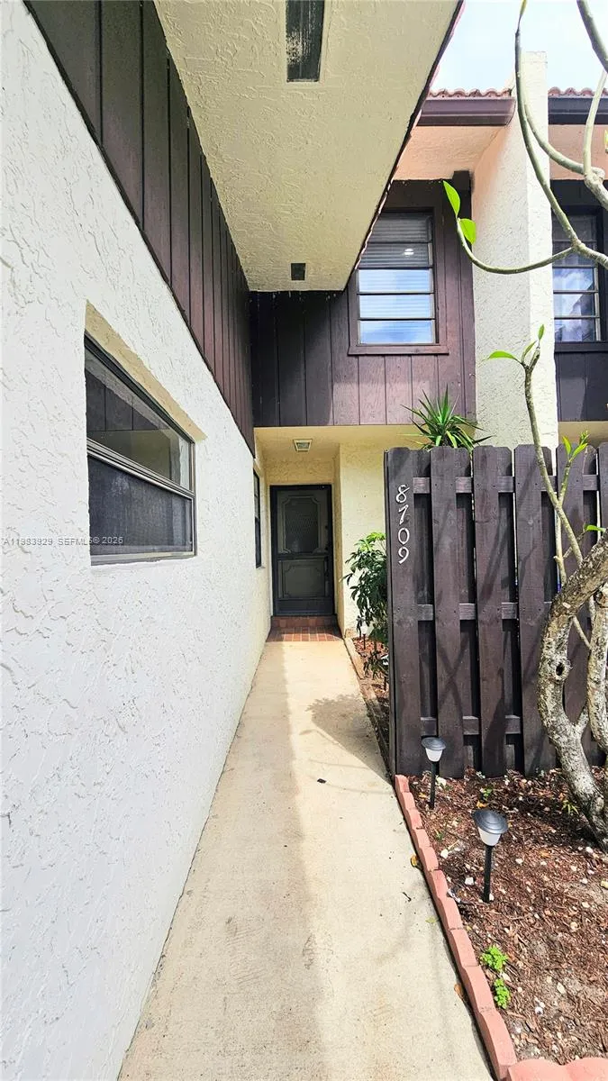8709 Nw 35th St 5, Coral Springs, Florida 33065, Coral Springs, Florida 33065, 3 Bedrooms Bedrooms, ,2 BathroomsBathrooms,Residential,For Sale,8709 Nw 35th St 5, Coral Springs, Florida 33065,A11983929