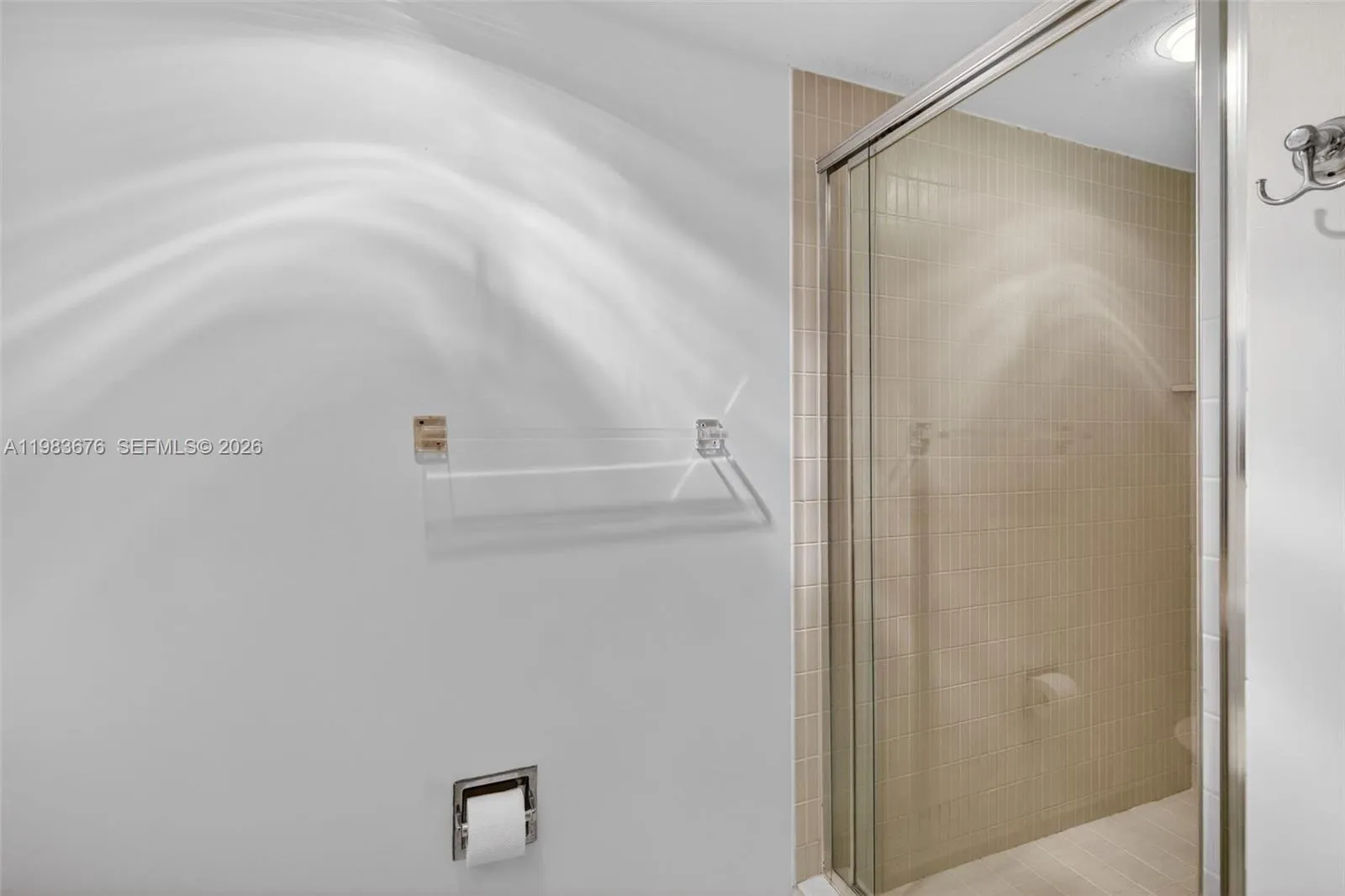 20281 E Country Club Dr 608, Aventura, Florida 331, Aventura, Florida 33180, 3 Bedrooms Bedrooms, ,2 BathroomsBathrooms,Residential,For Sale,20281 E Country Club Dr 608, Aventura, Florida 331,A11983676