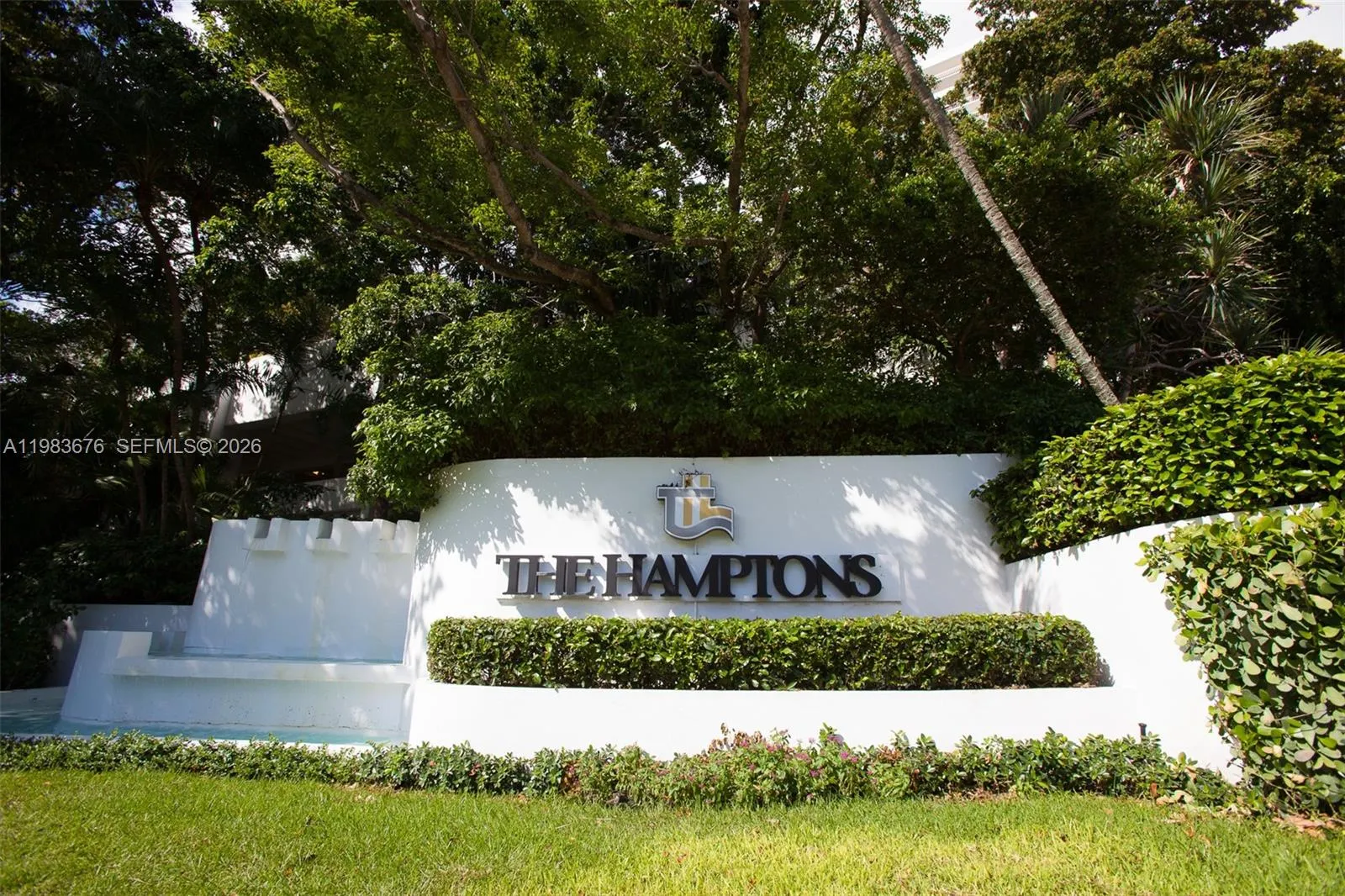 20281 E Country Club Dr 608, Aventura, Florida 331, Aventura, Florida 33180, 3 Bedrooms Bedrooms, ,2 BathroomsBathrooms,Residential,For Sale,20281 E Country Club Dr 608, Aventura, Florida 331,A11983676
