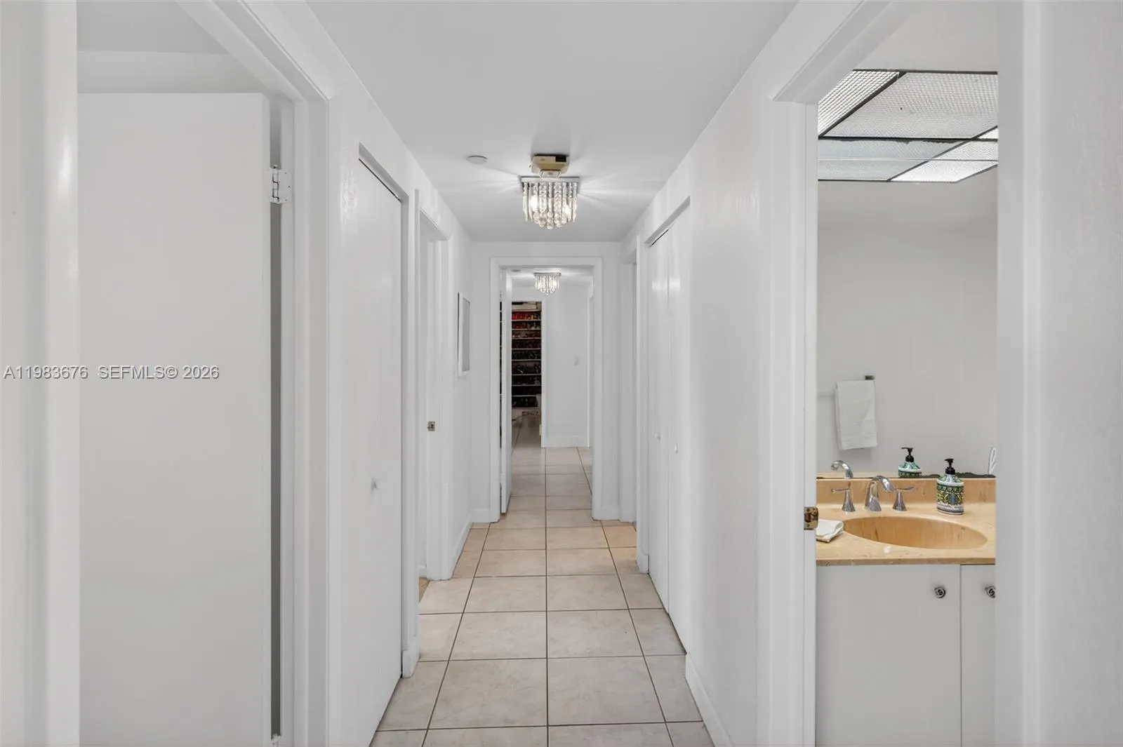 20281 E Country Club Dr 608, Aventura, Florida 331, Aventura, Florida 33180, 3 Bedrooms Bedrooms, ,2 BathroomsBathrooms,Residential,For Sale,20281 E Country Club Dr 608, Aventura, Florida 331,A11983676