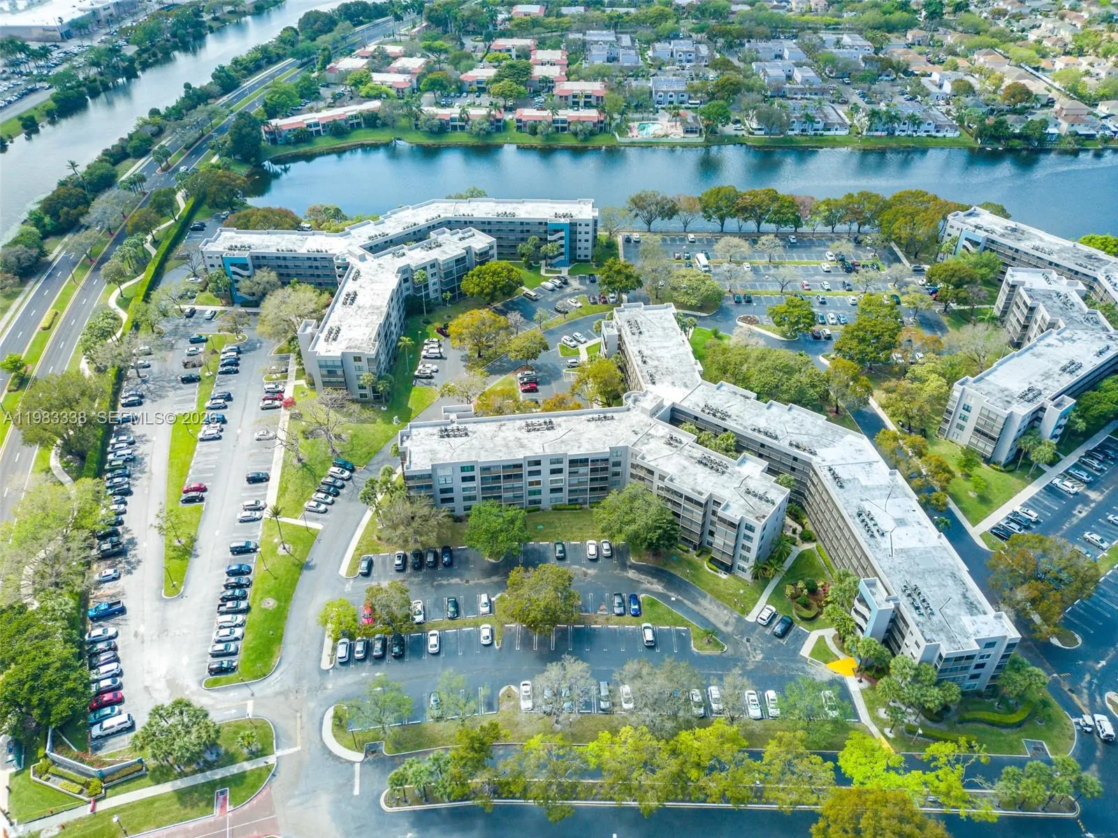 1000 Colony Point Cir 203, Pembroke Pines, Florida, Pembroke Pines, Florida 33026, 2 Bedrooms Bedrooms, ,2 BathroomsBathrooms,Residential,For Sale,1000 Colony Point Cir 203, Pembroke Pines, Florida,A11983338