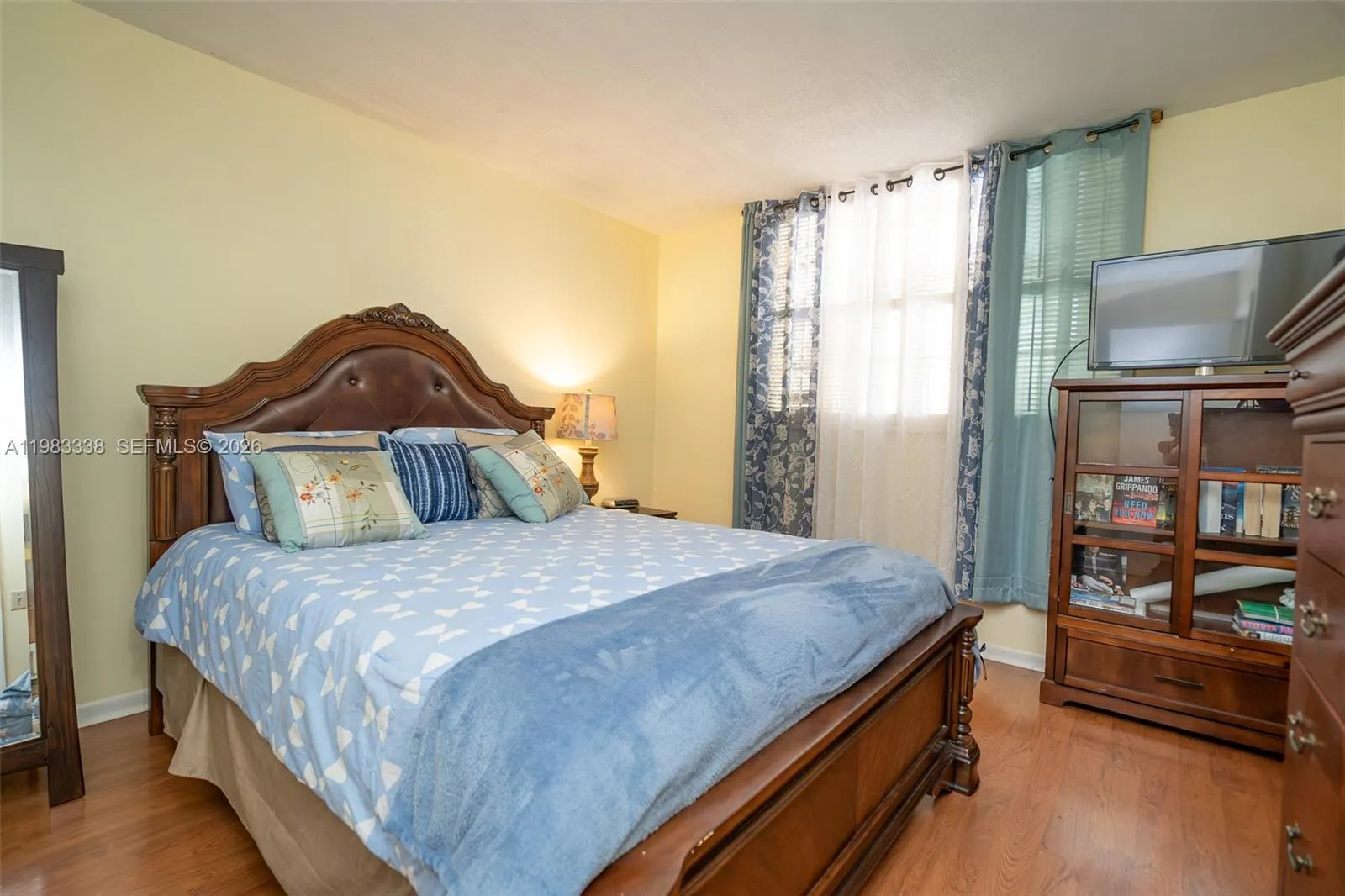 1000 Colony Point Cir 203, Pembroke Pines, Florida, Pembroke Pines, Florida 33026, 2 Bedrooms Bedrooms, ,2 BathroomsBathrooms,Residential,For Sale,1000 Colony Point Cir 203, Pembroke Pines, Florida,A11983338